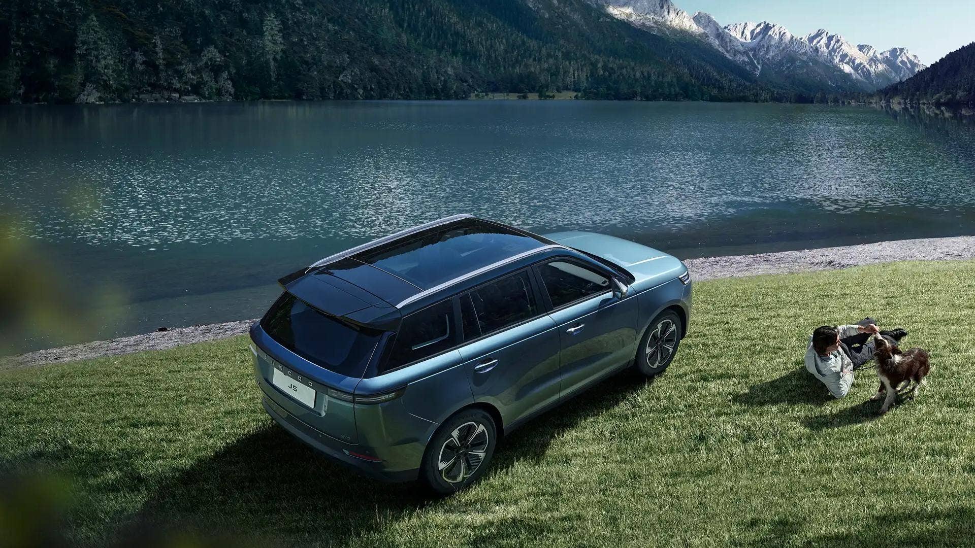 1920x1080 This New SUV Was Designed With Your Dog in Mind