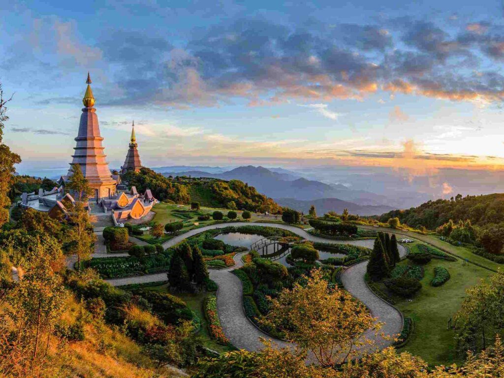 1024x768 Doi Inthanon & Pha Dok Siew Nature Trail Hiking Tour