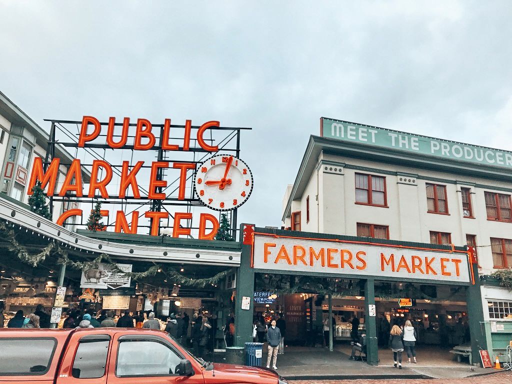 1024x768 Seattle's Pike Place Market: History, Tips, and Culinary Icon