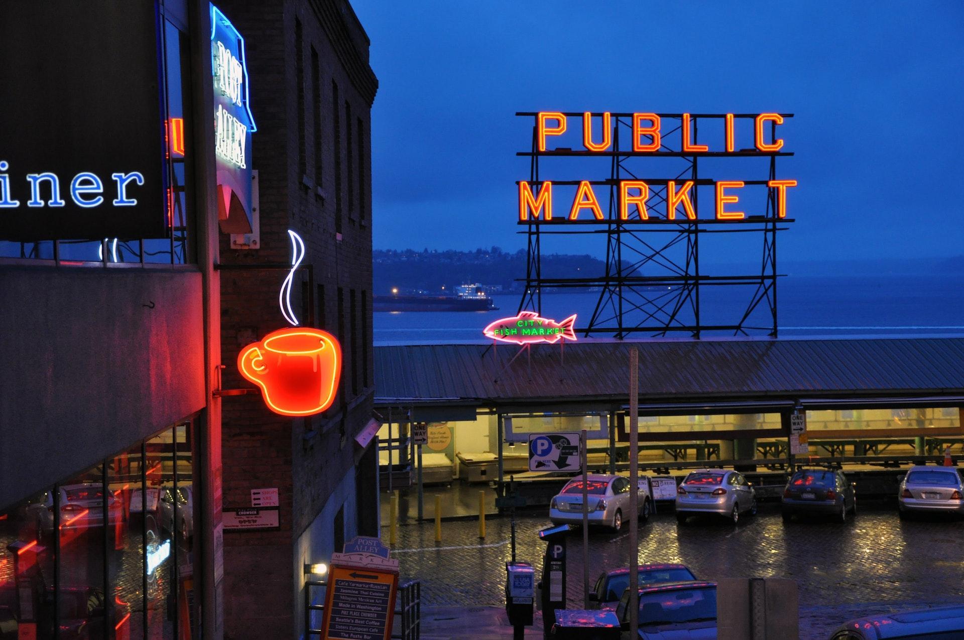1920x1275 In the aisles of Pike Place Market, Seattle iconic public market