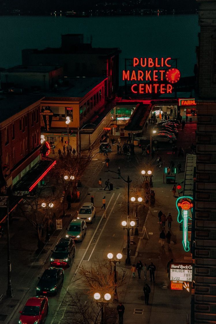 749x1124 Seattle Street Photography