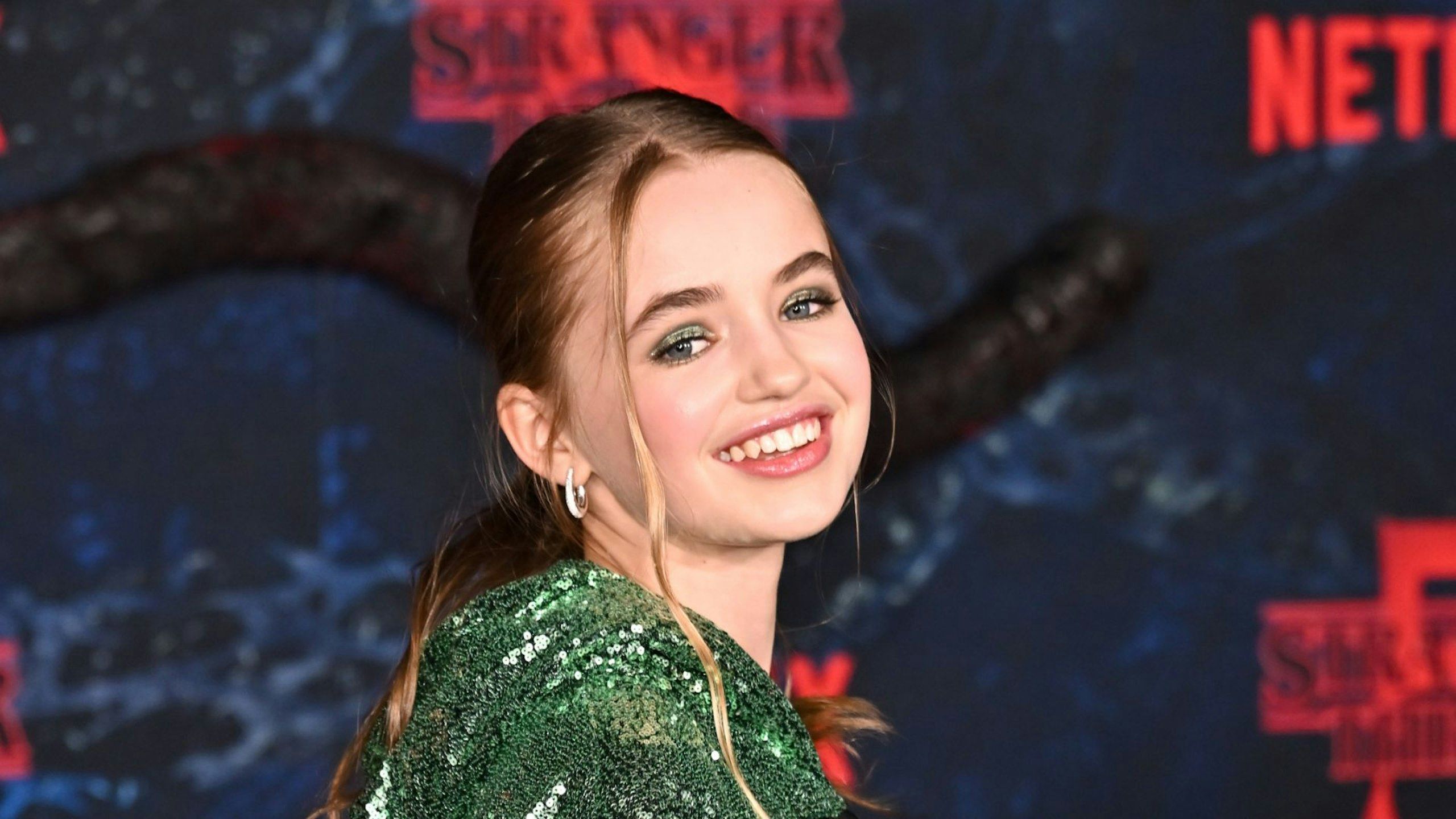 2560x1440 Stranger Things: Who Is Nell Fisher?