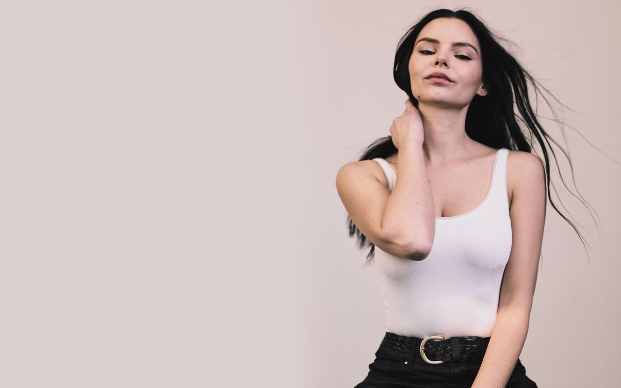 1280x800 Eline Powell Wallpaper