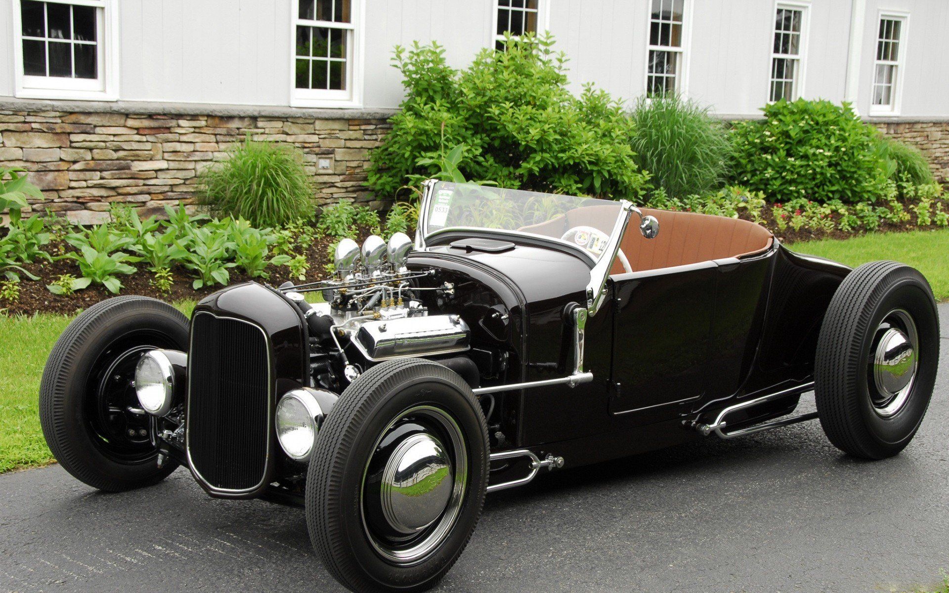 1920x1200 Classic Black Hot Rod
