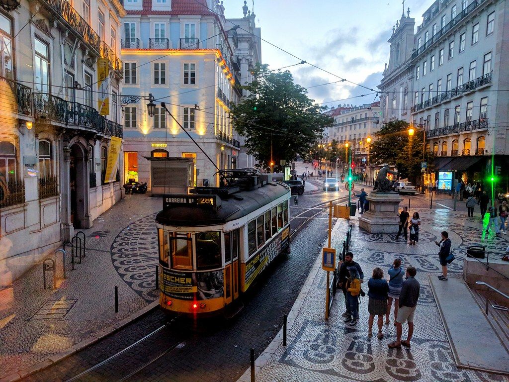 1024x768 The famous Lisbon tram line 28E