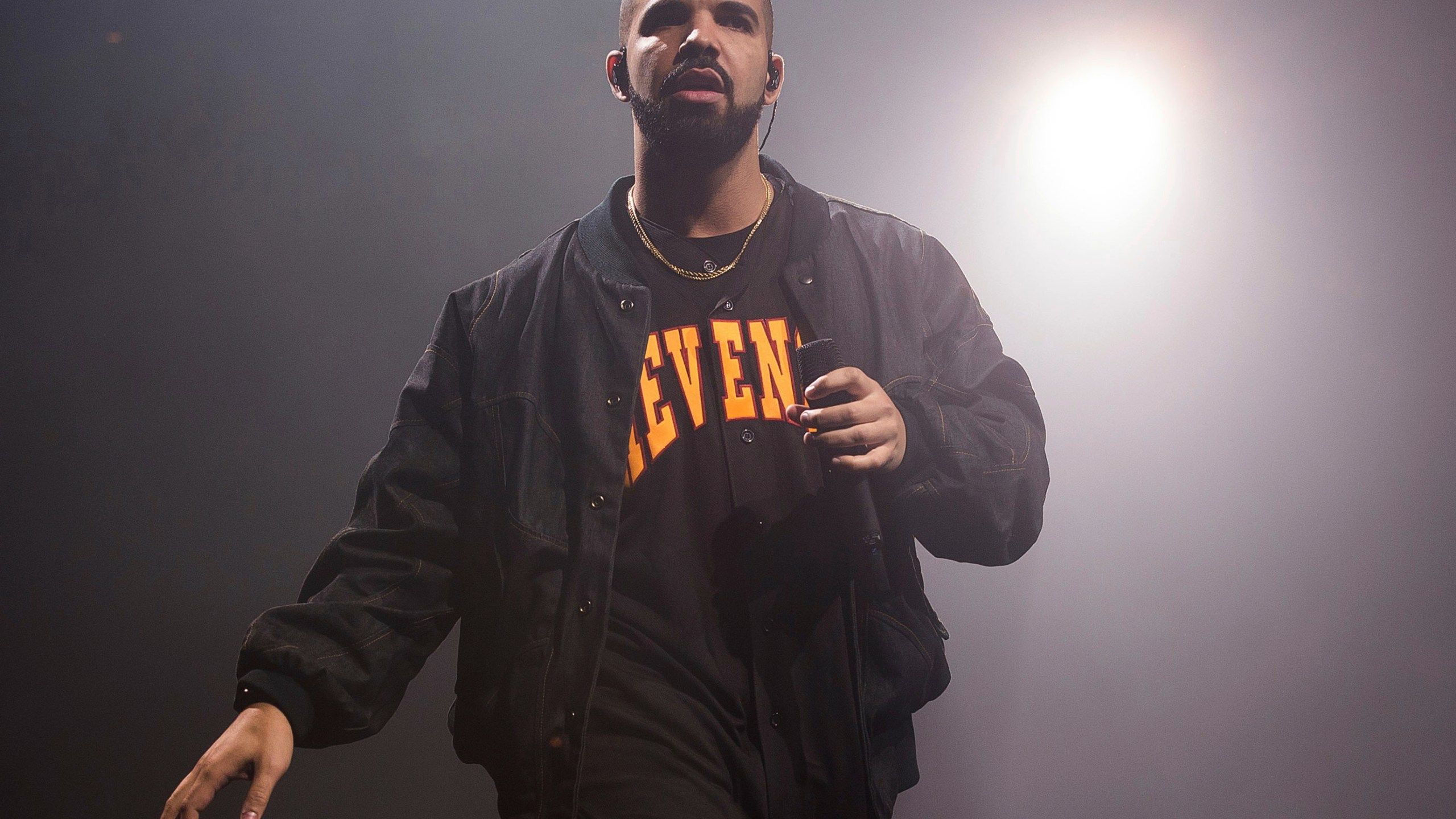 2560x1440 Drake and 21 Savage's It's All A Blur Tour to stop in Inglewood and L.A
