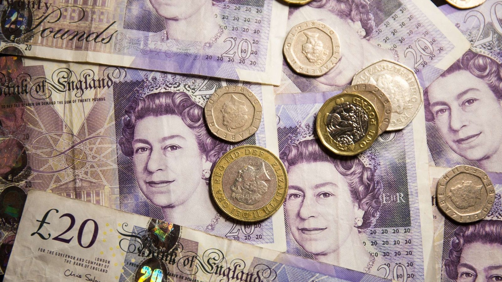 1600x900 Queen Elizabeth II appears on money worldwide. What happens to it now?