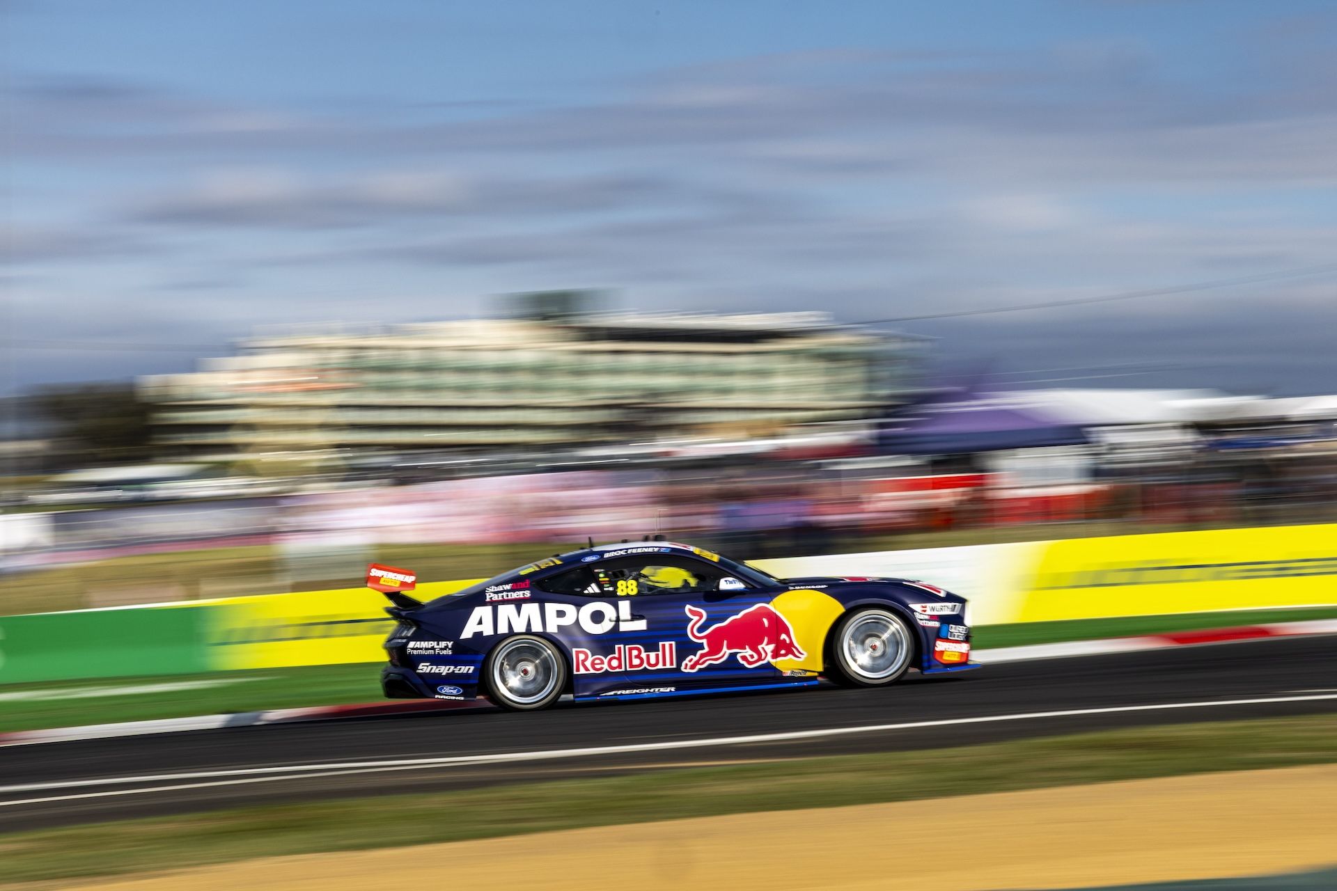1920x1280 Spotter's Guide: 2026 Repco Bathurst 1000