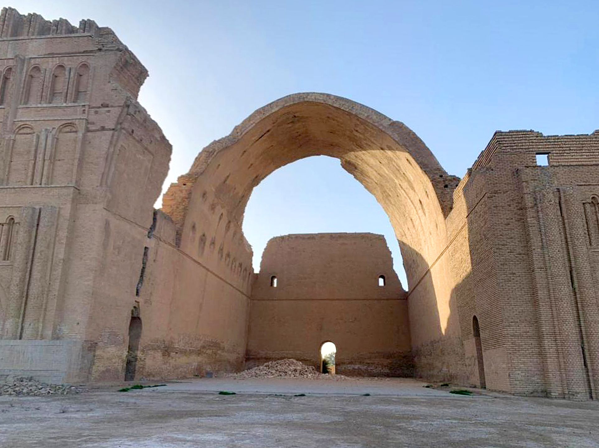 1925x1440 Wonder Lost: Iraq's Arch Of Ctesiphon Could Go Extinct After Authorities Neglect It Westside Gazette