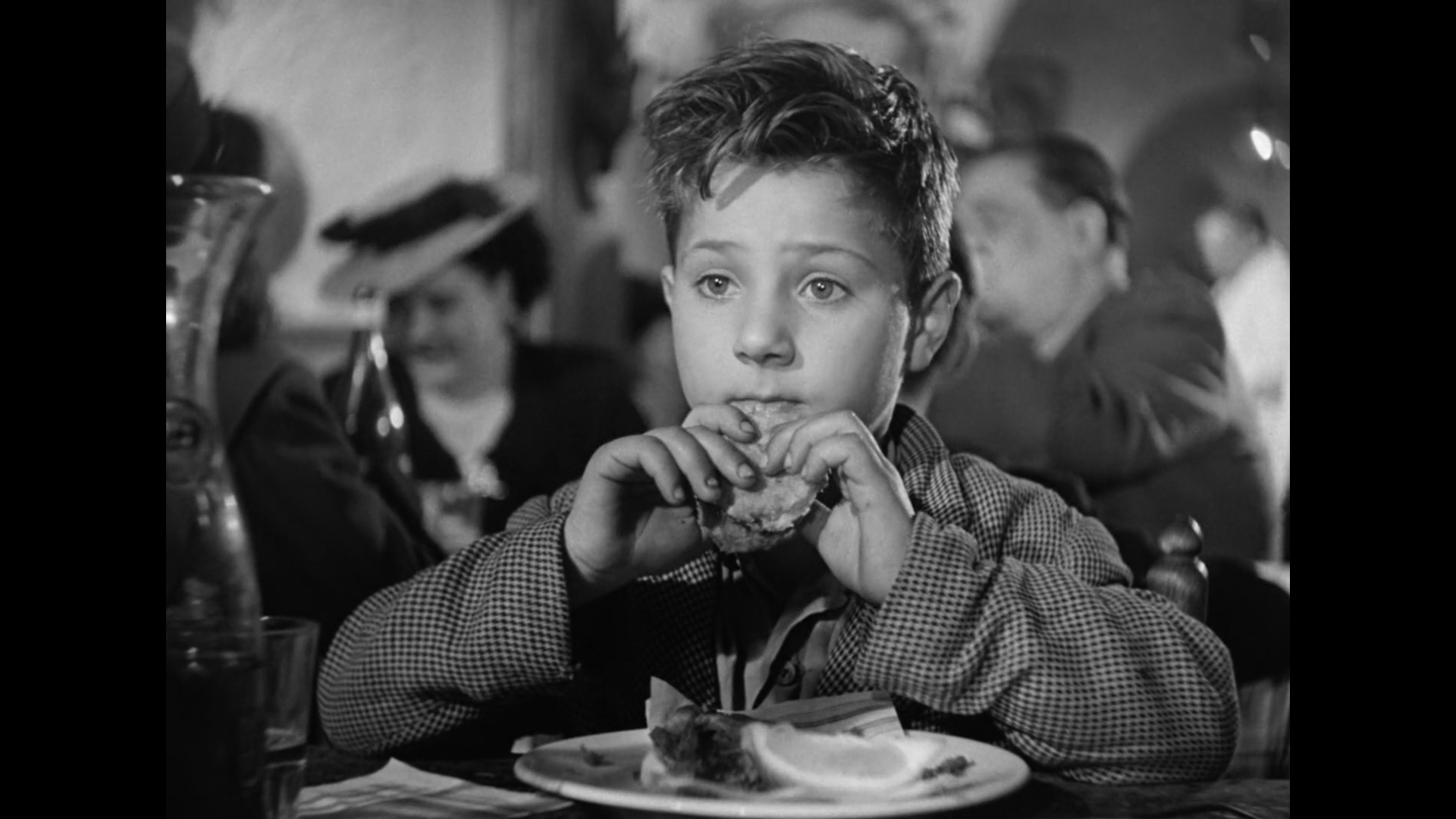 1920x1080 I Was Re Watching Bicycle Thieves (1948) After Almost 7 Years And I'm Happy To See That The Actor Who Played The Little Boy Is Still Alive, At 82