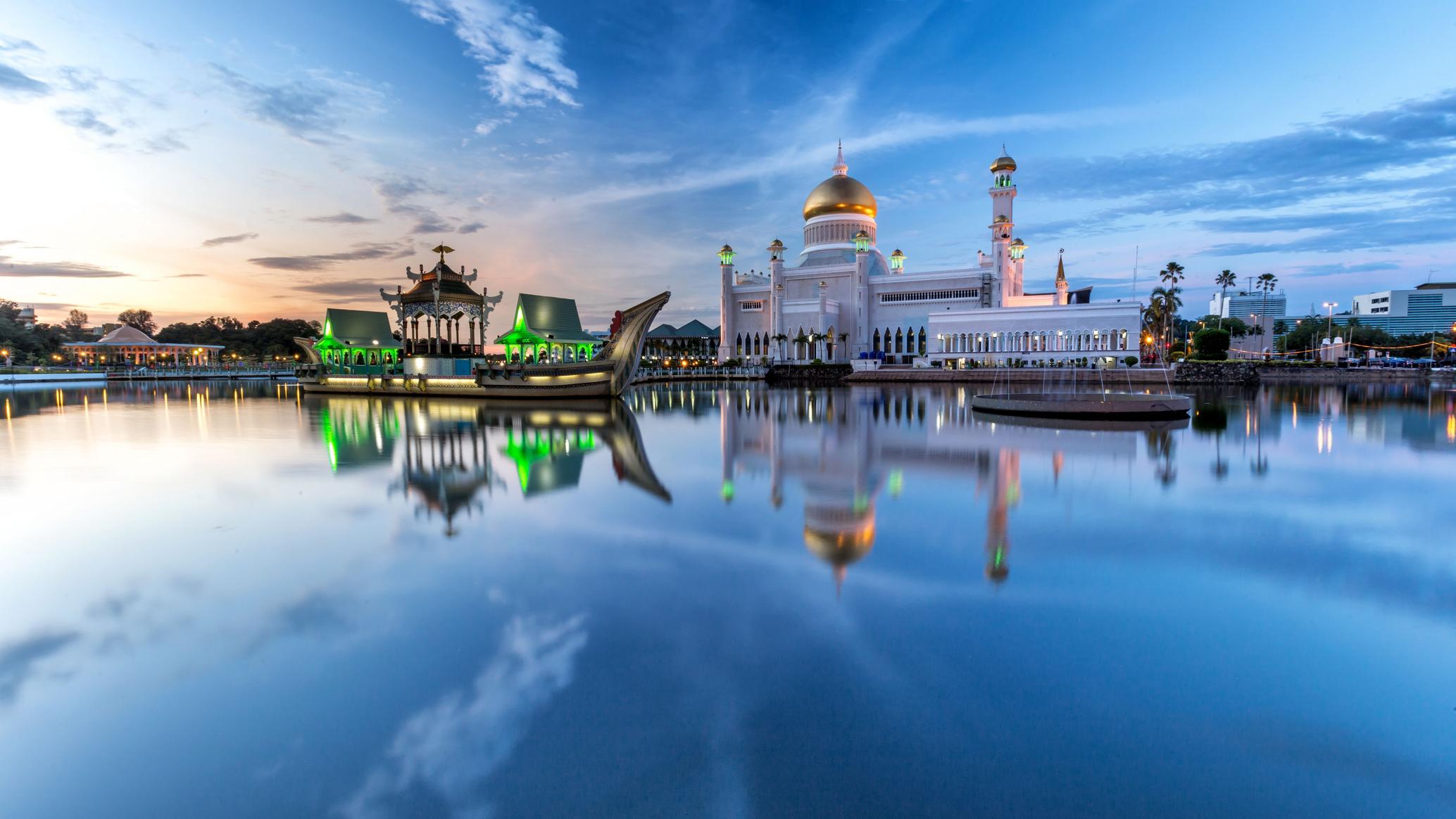 2068x1164 Brunei Darussalam Tourism