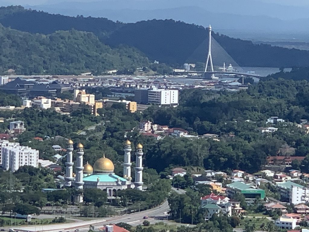1024x768 Brunei, The Kingdom of Spectacular Treasures