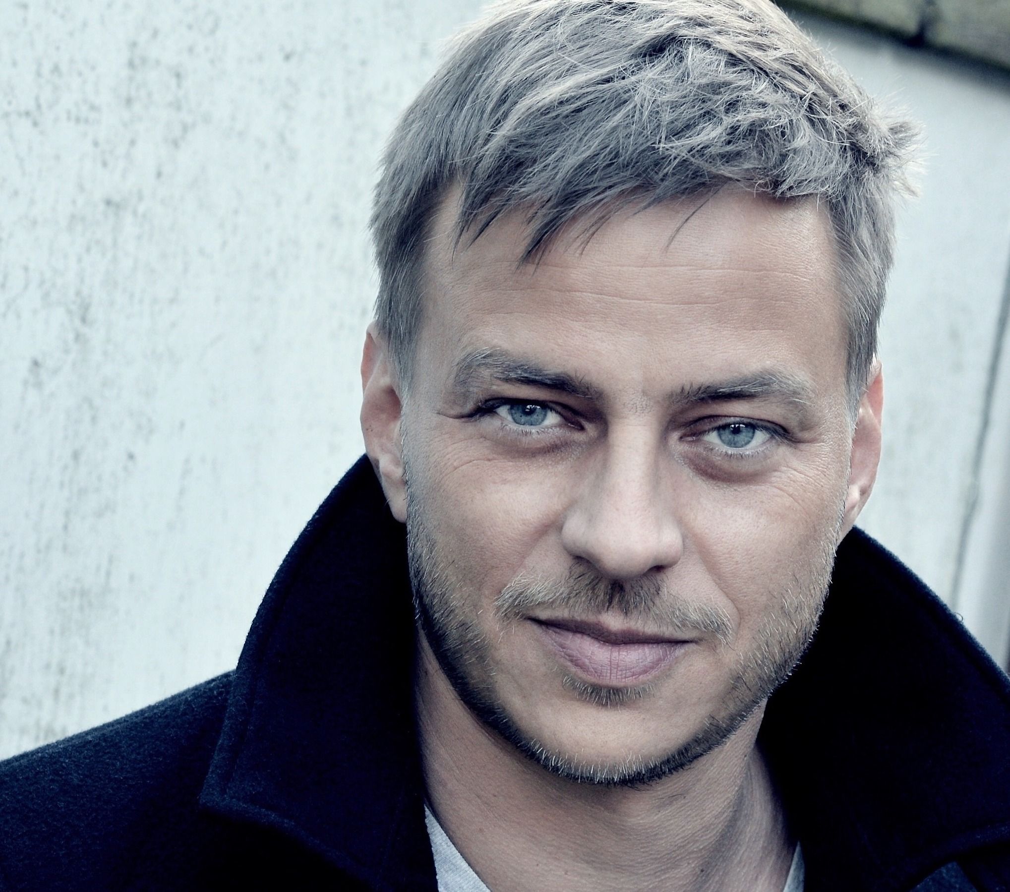 2037x1799 Free Tom Wlaschiha 4K Wallpaper & Desktop HD Background for PC