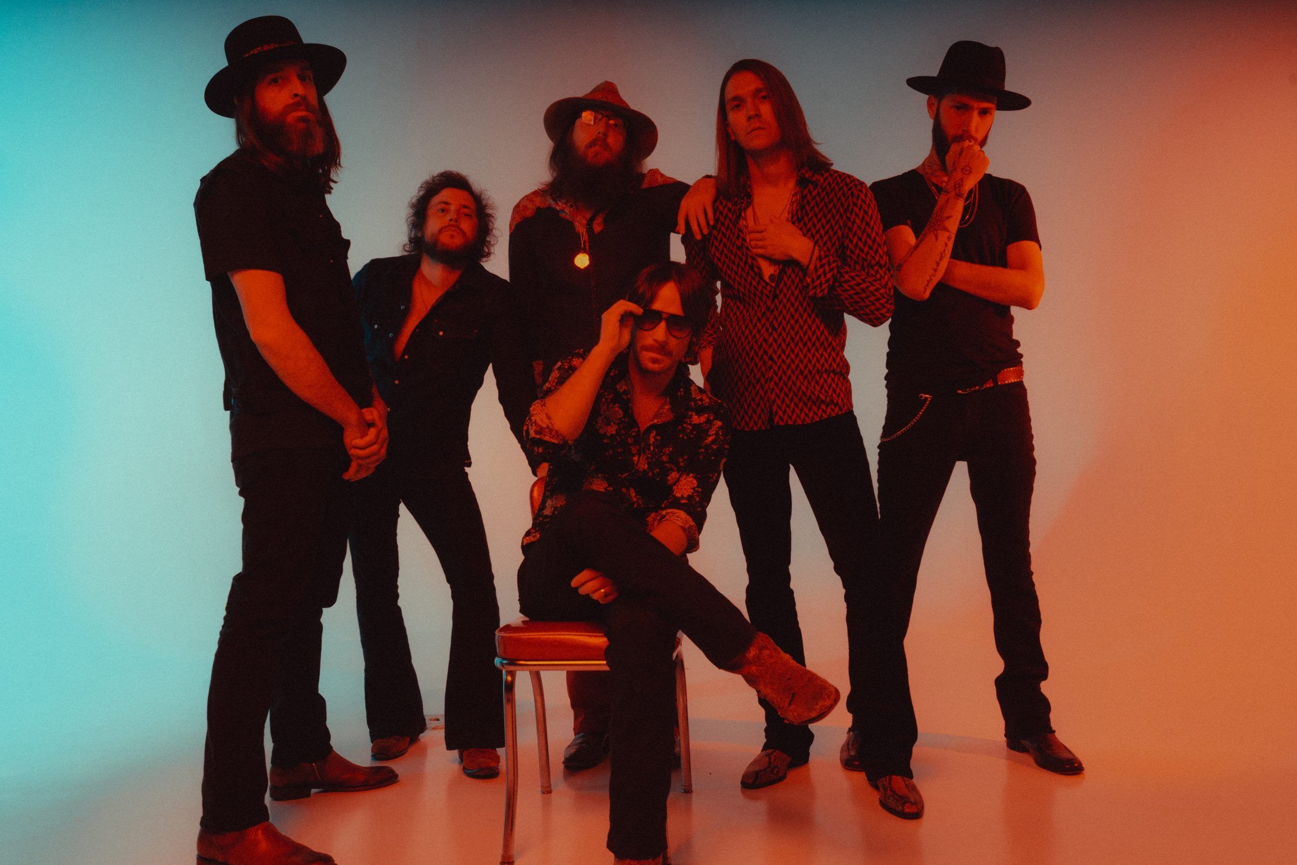 2560x1707 Whiskey Myers Band Wallpaper