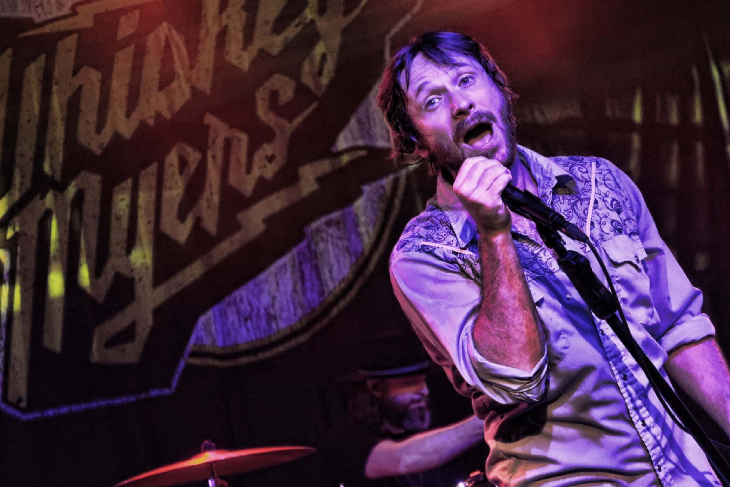 2500x1667 Whiskey Myers Wallpaper