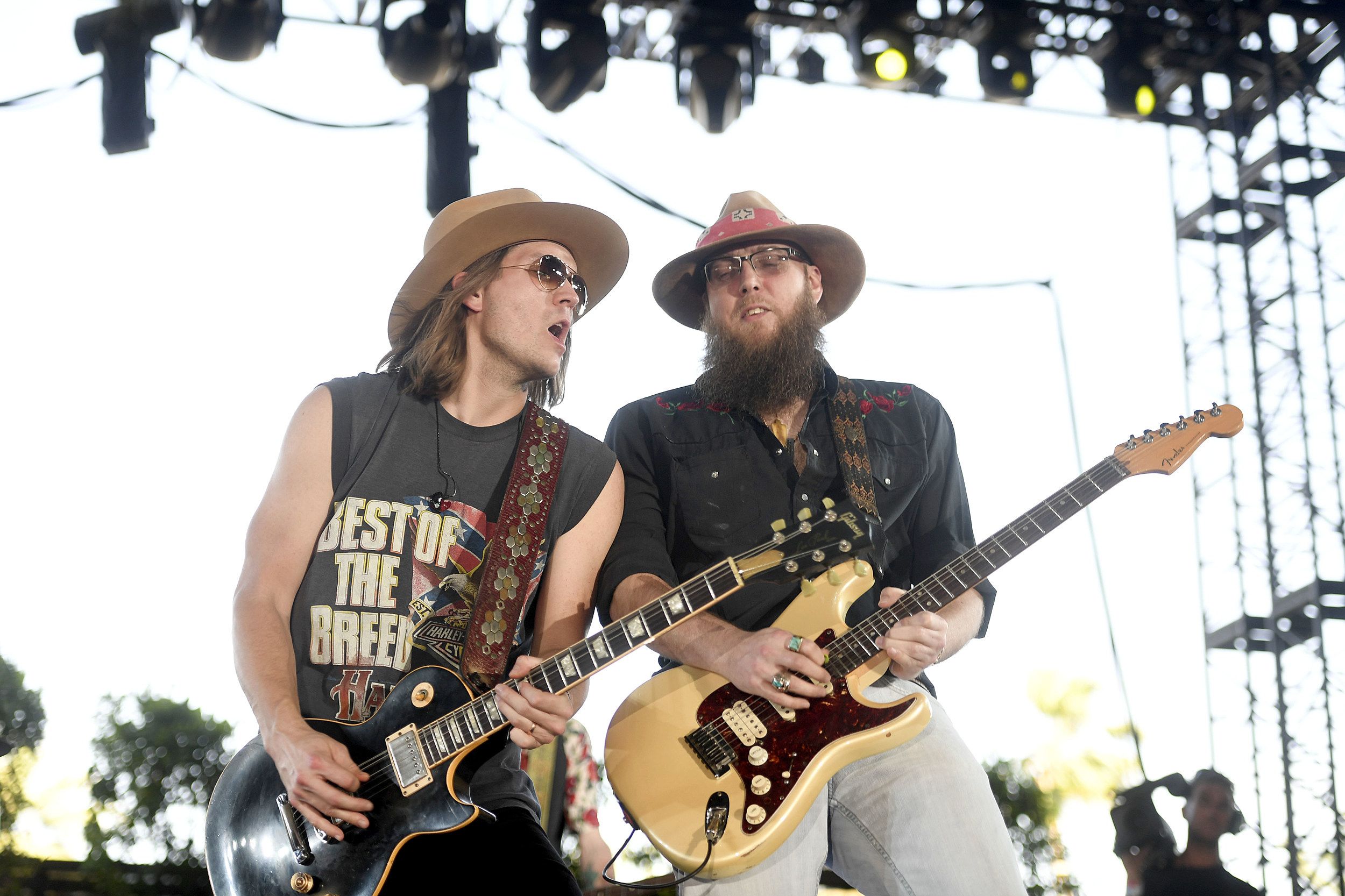 2500x1666 Whiskey Myers Wallpaper