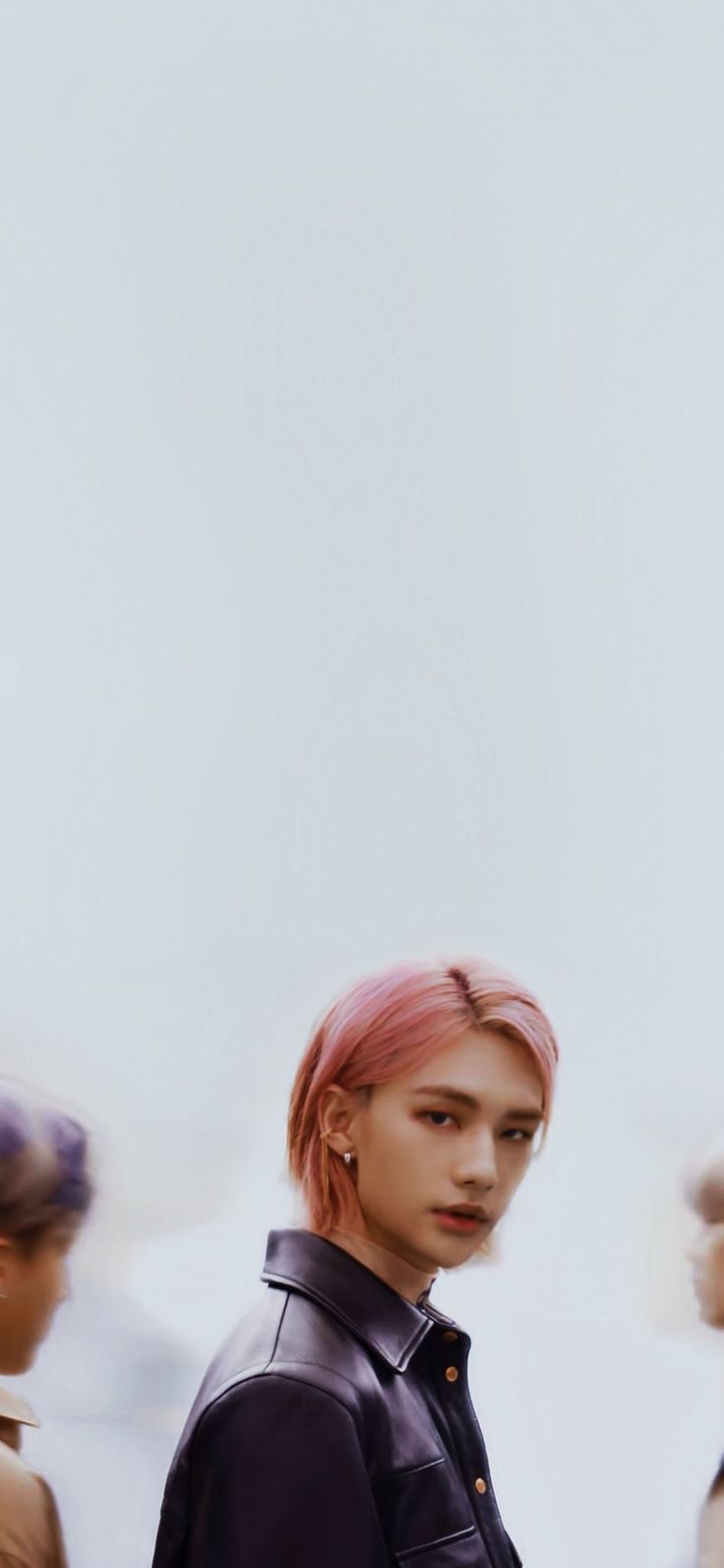 736x1593 STRAY KIDS WALLPAPER: 'Back Door' M V Teaser (dark Ver). Papier Peint Pour Enfants, Portes