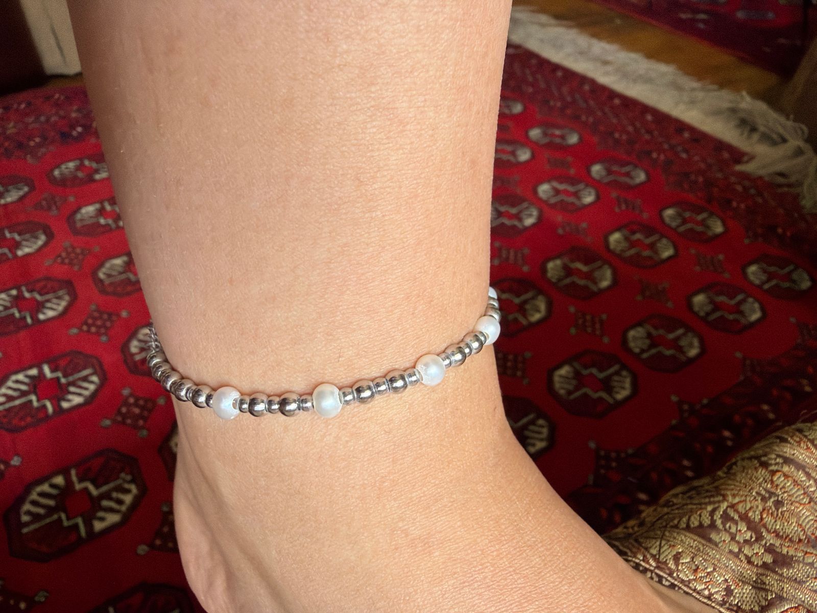 1600x1200 Satellite Pearl Anklet