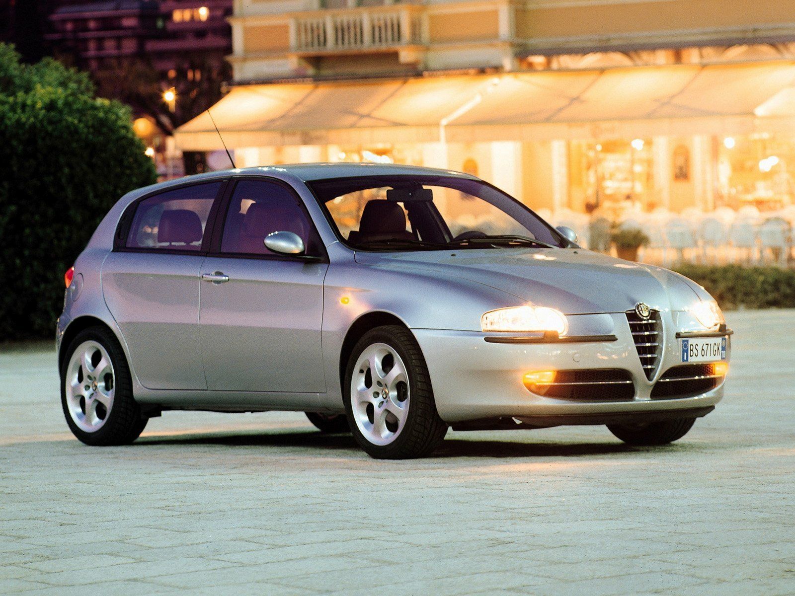 1600x1200 Download Alfa Romeo Vehicle Alfa Romeo 147 Wallpaperx1200