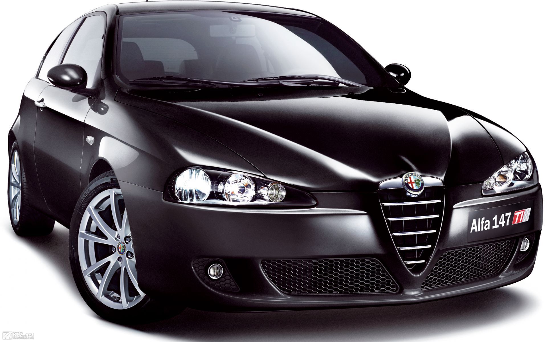 1920x1200 Reliable car Alfa Romeo 147 Desktop wallpaper 1024x768