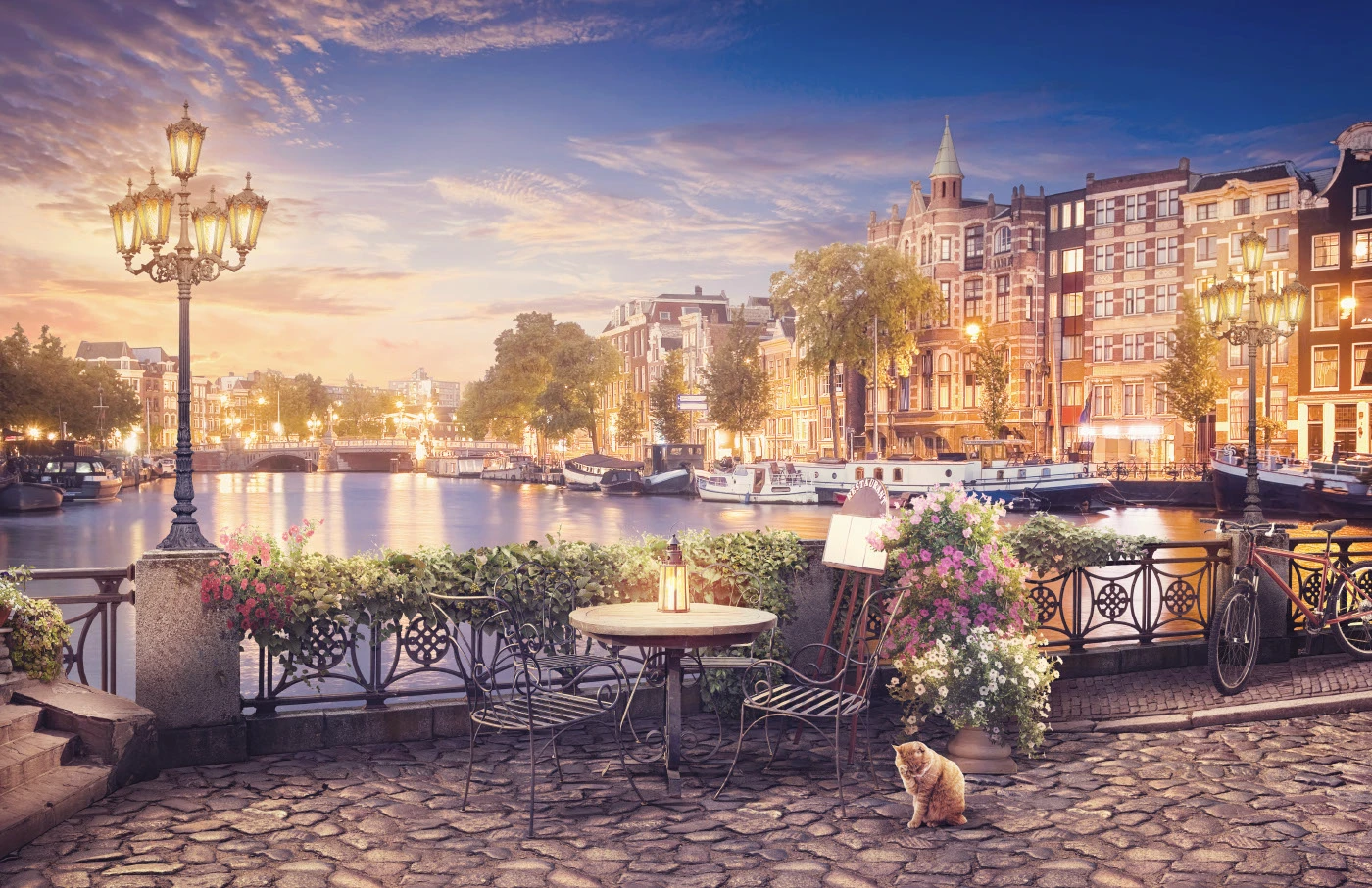 1400x906 Budapest, Amsterdam, London - Behance