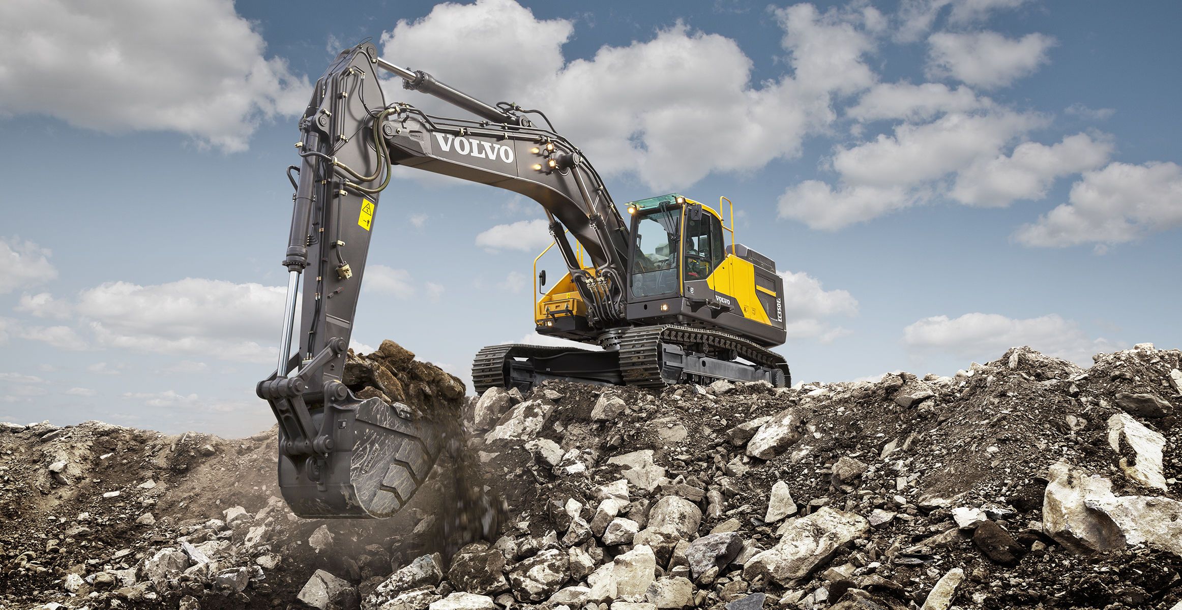 2324x1200 Volvo EC350E Large Crawler (28 105 Tons). Alta Equipment Company