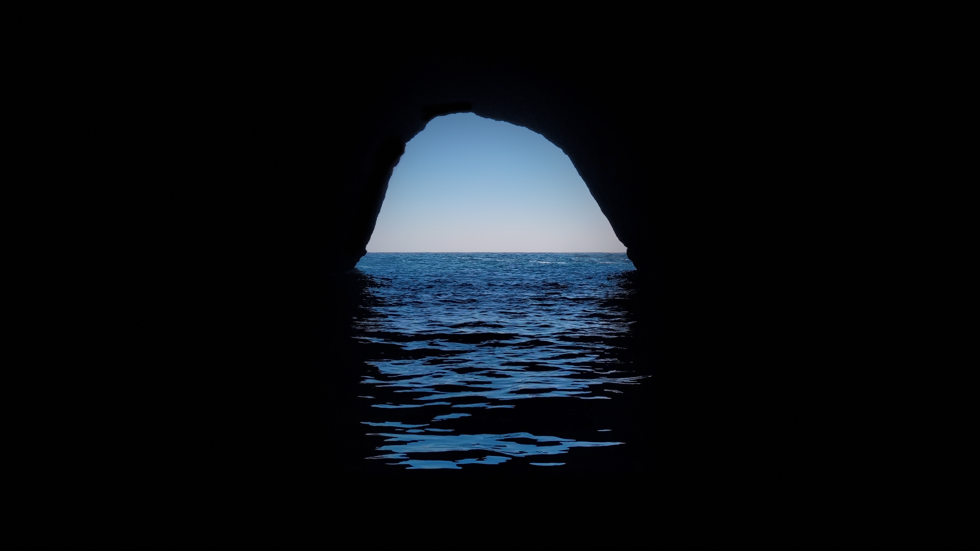 3840x2160 Cave Wallpaper 4K, Silhouette, Ocean, Dark Place
