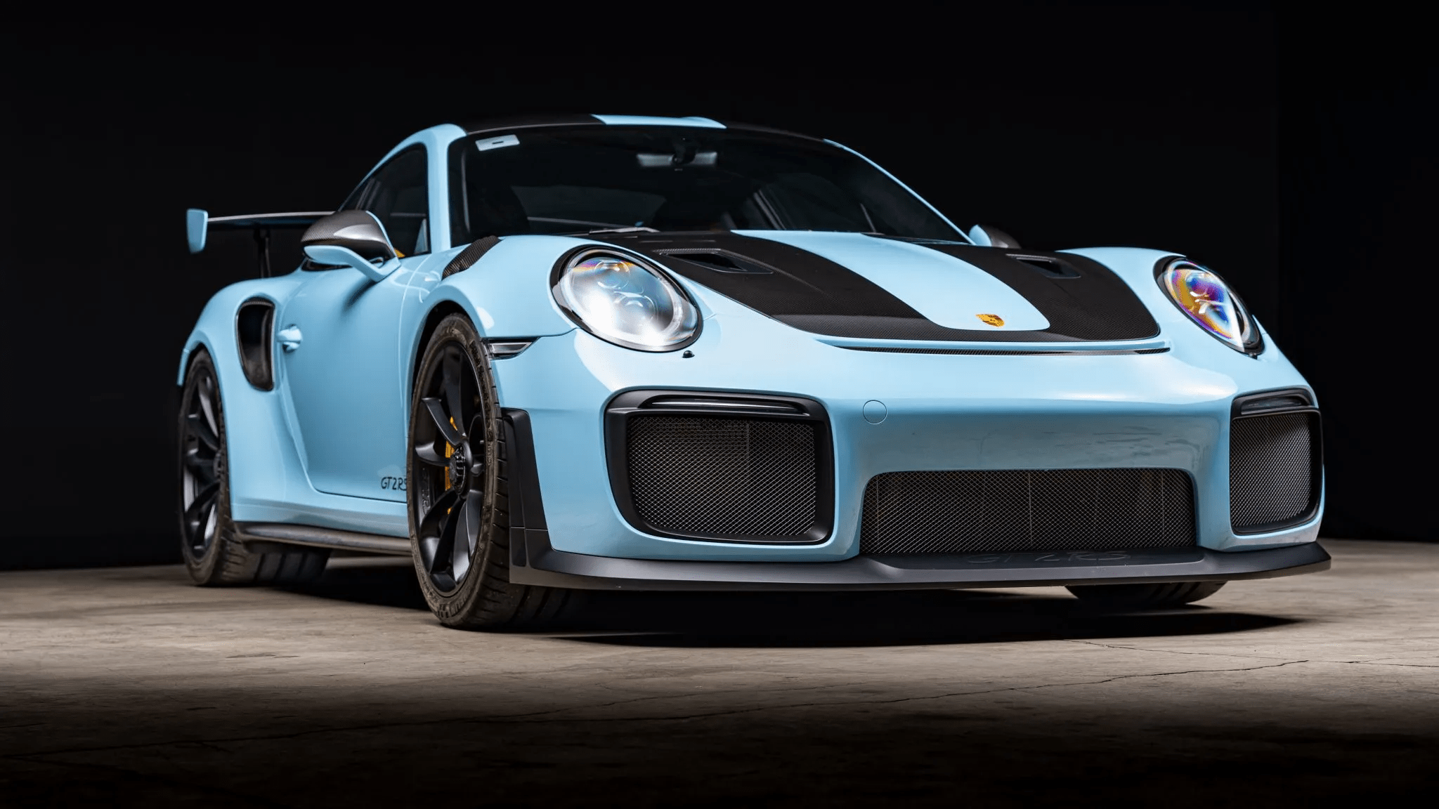 2048x1152 FOR SALE: Brutal 2018 Porsche 911 GT2 RS Weissach