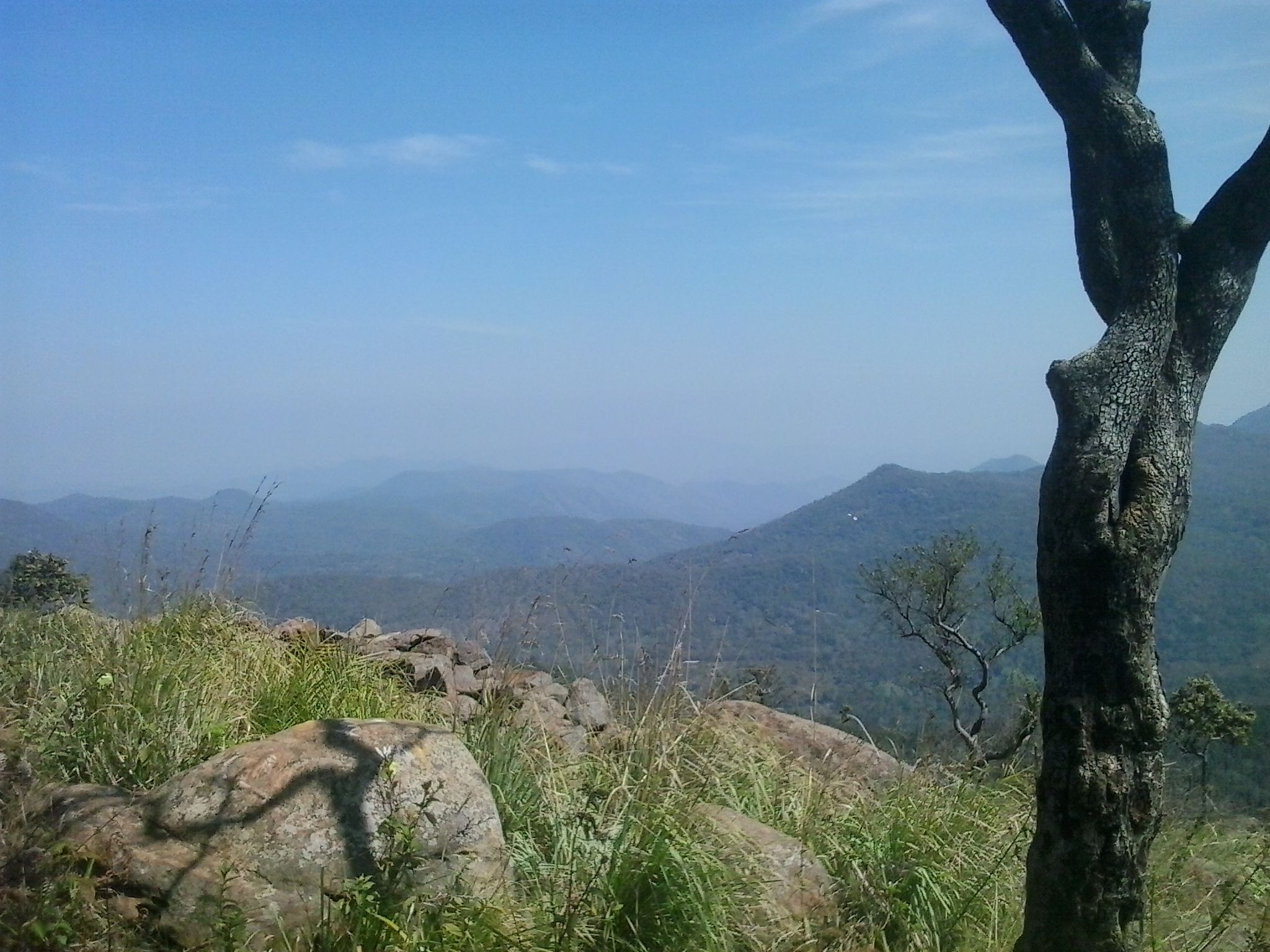 2048x1536 Sirumalai Hills