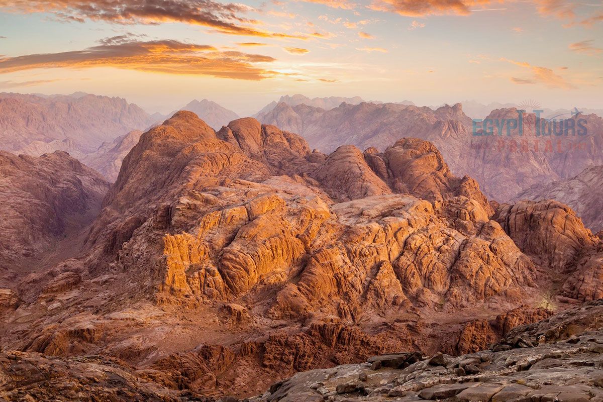1200x800 Explore Egypt's Natural Wonders and Hidden Gems