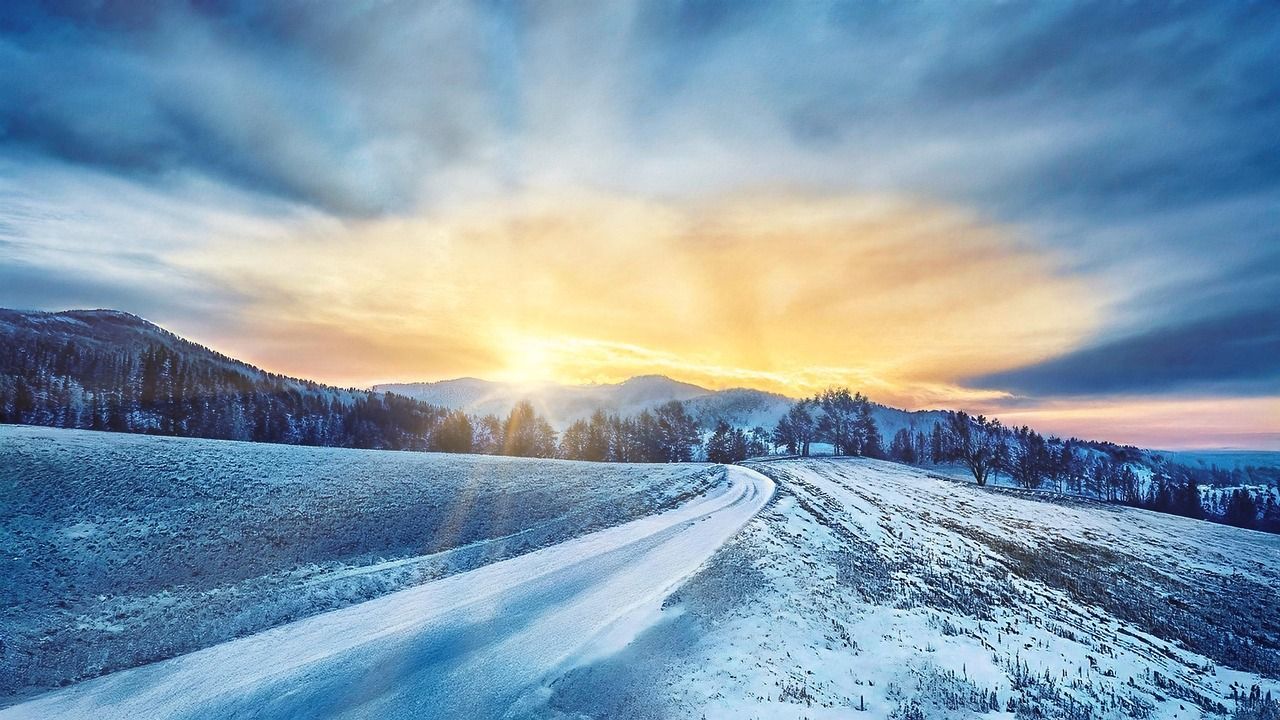 1280x720 Winter Road Ukraine