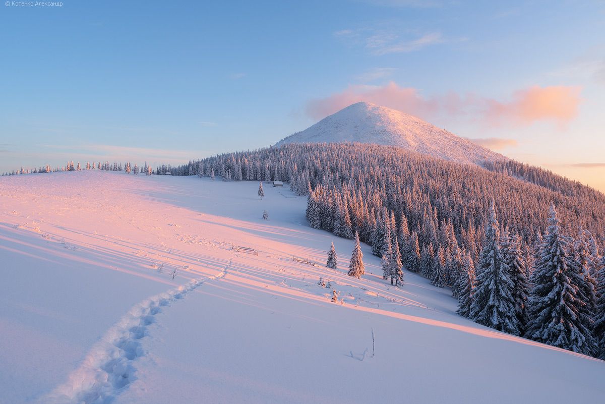 1200x801 The mountain ranges of Gorgany in winter · Ukraine travel blog