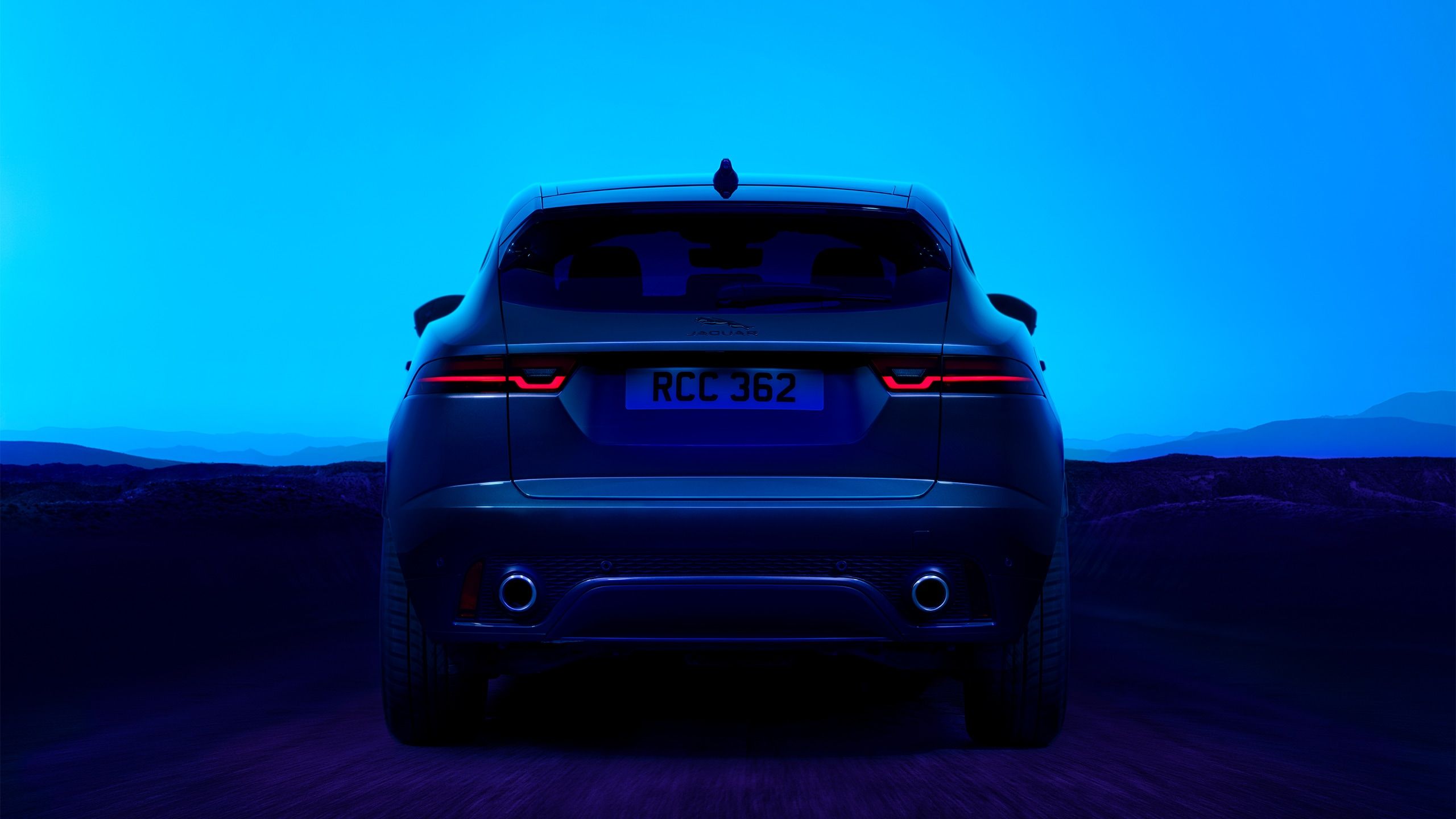 2560x1440 Jaguar E PACE. Unique Features Collection