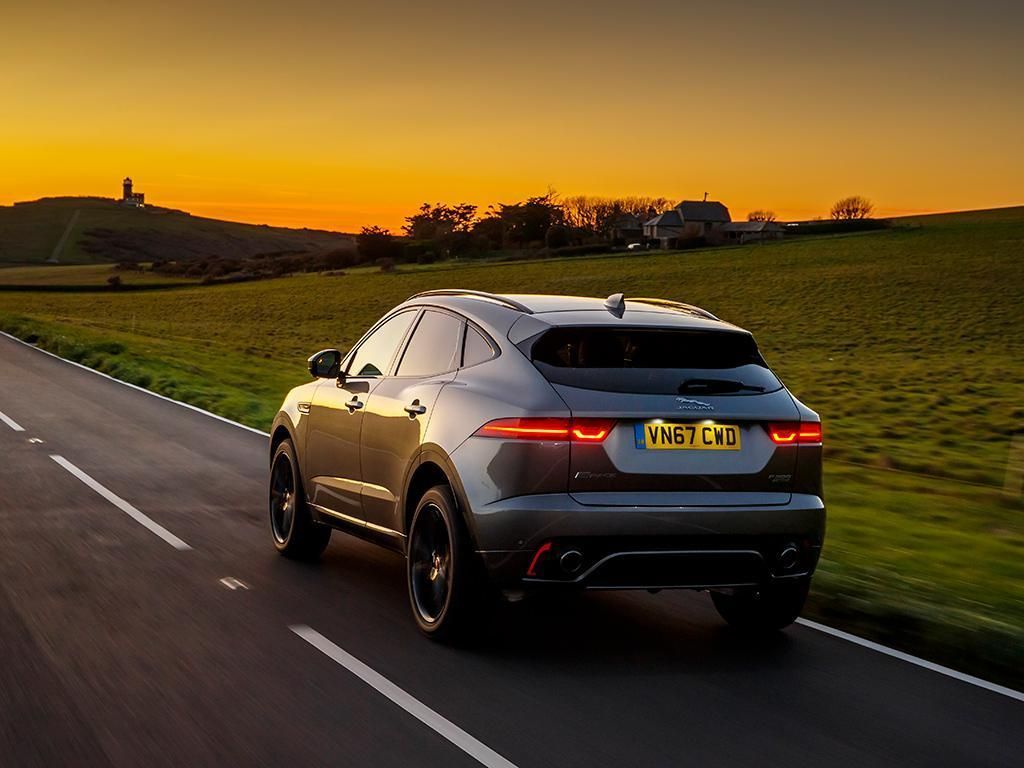 1024x768 Jaguar E Pace P300