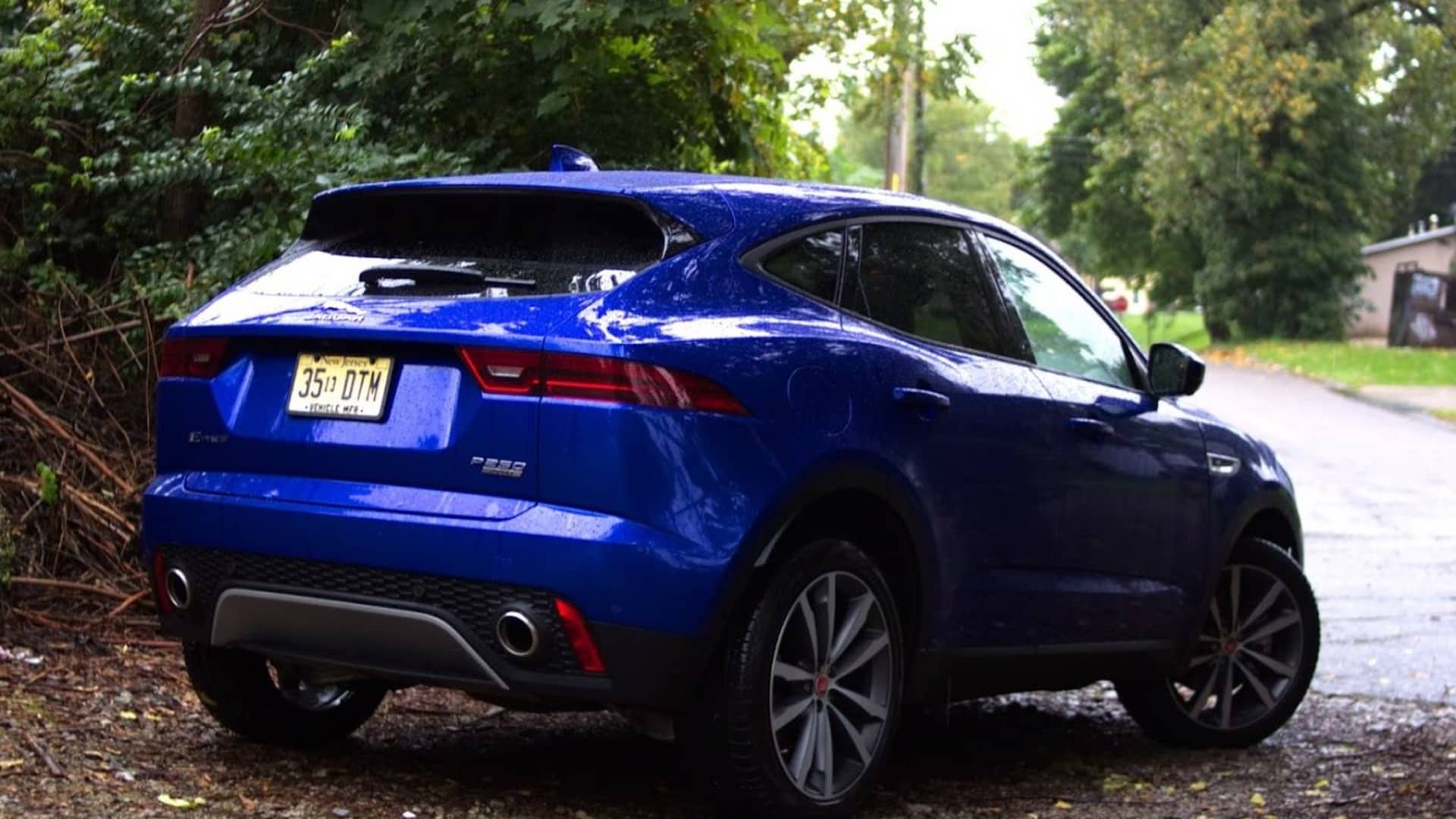 1920x1080 The 2018 Jaguar E Pace Is A Small But Luxurious Compact Cross Over