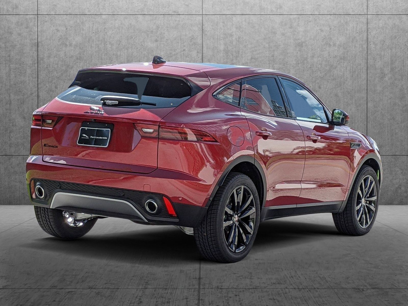 1600x1200 Jaguar E Pace SE