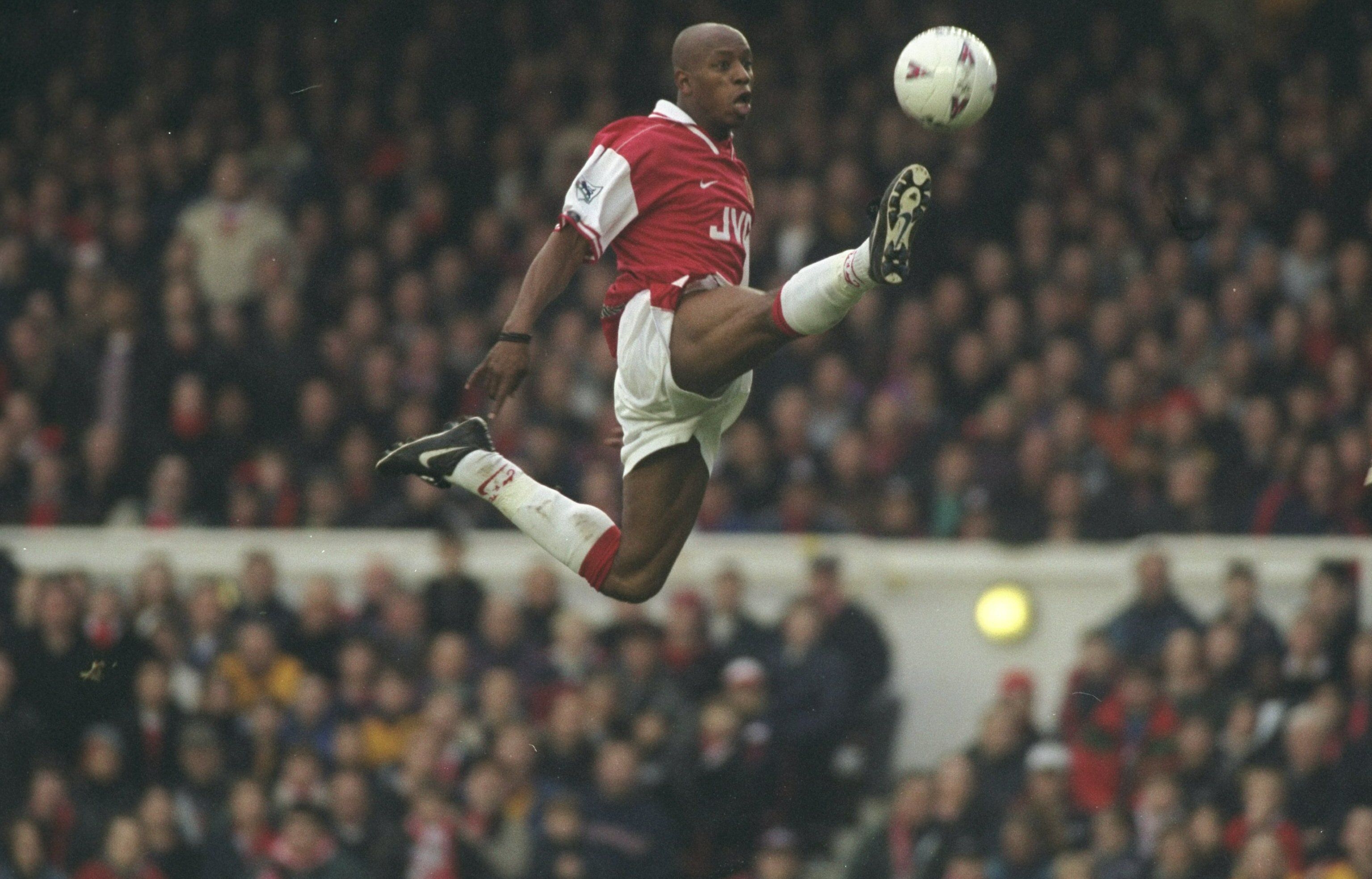 3070x1967 Ian Wright Wallpaper