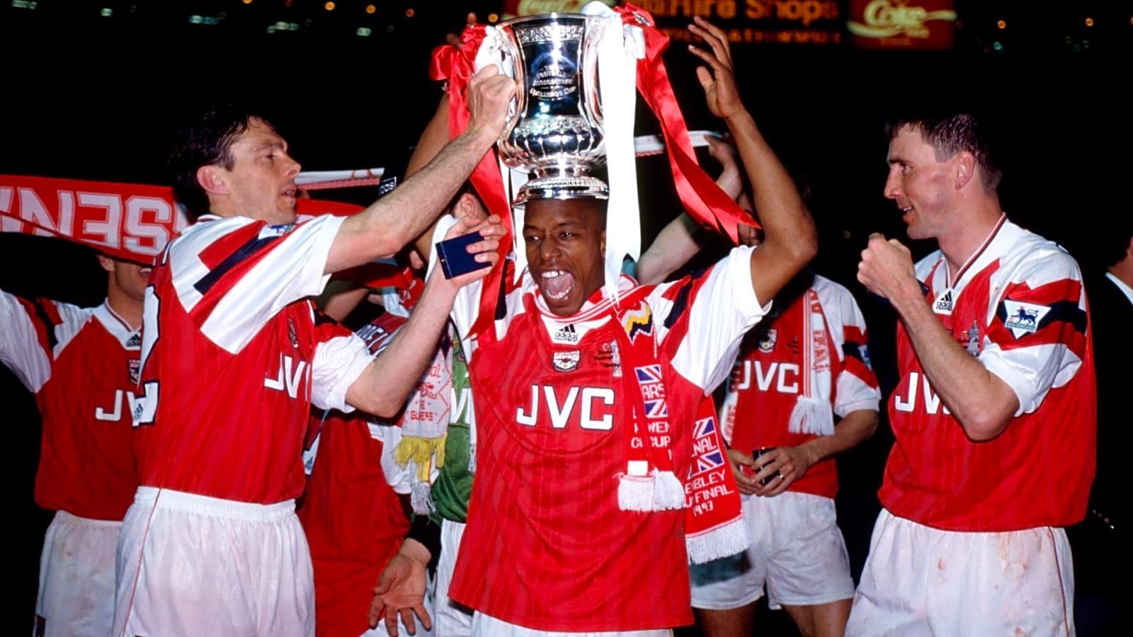 1600x900 Ian Wright warns Arsenal of Chelsea threat in Premier League title race and insists Gunners need more marquee signings