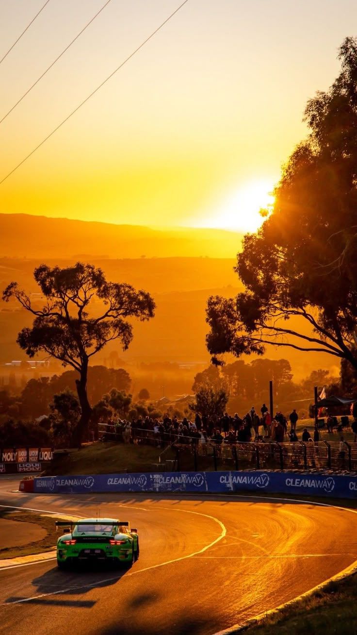 736x1308 Mount Panorama Car Racing. Mount panorama wallpaper, Gt racing wallpaper 4k, Manthey racing wallpaper
