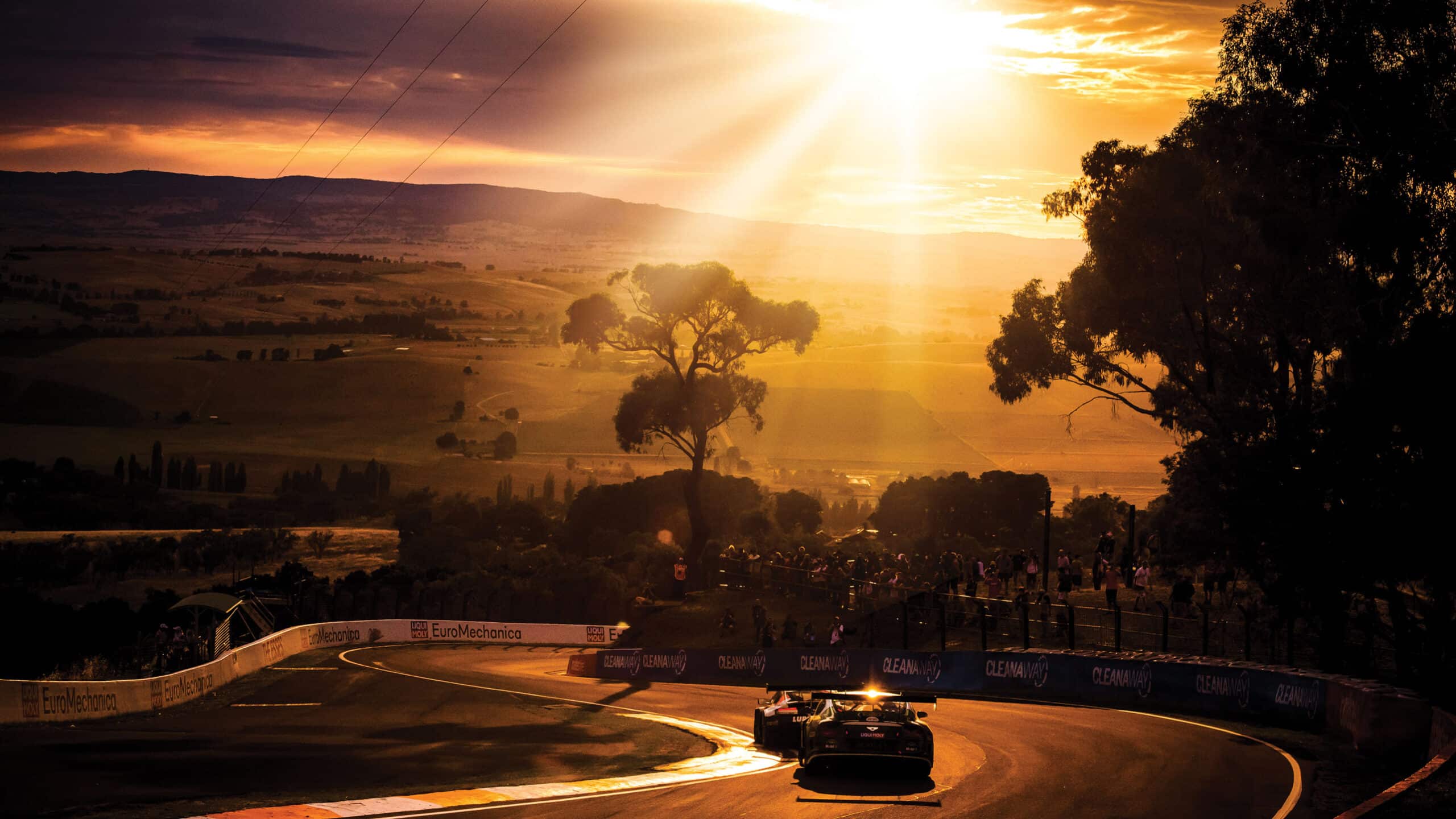 2560x1440 Mount Panorama: The Elevation, Excitement, and Allure of Bathurst Sport Magazine