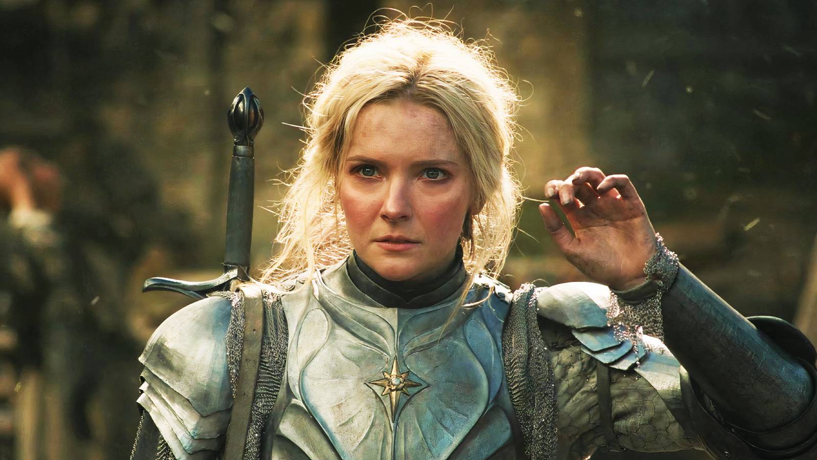 1600x900 Lord Of The Rings Cosplay Captures Armored Rings Of Power Galadriel Ready For War