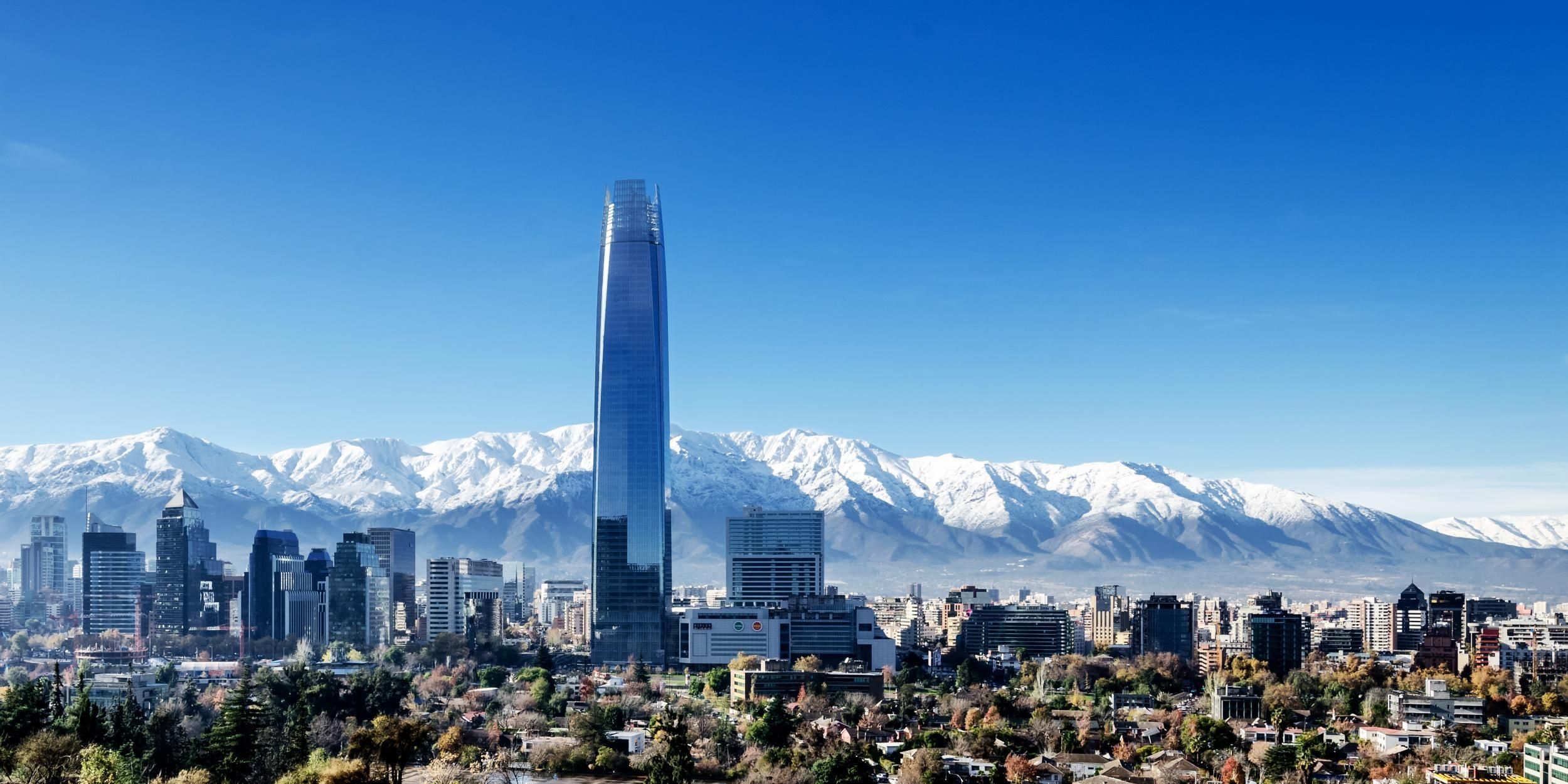 2500x1250 Santiago (Chile) Wallpaper