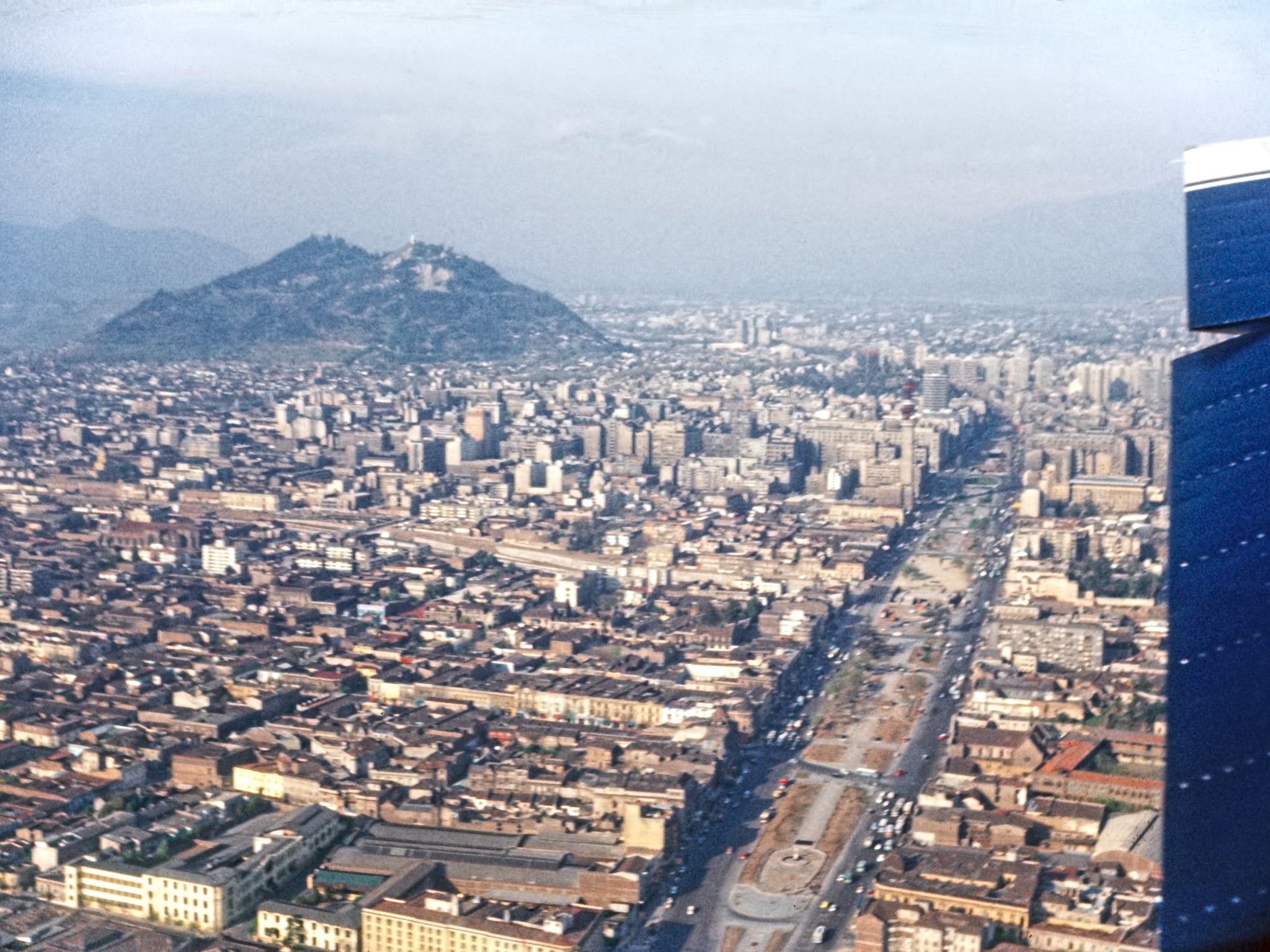 2048x1536 An aerial view of Santiago