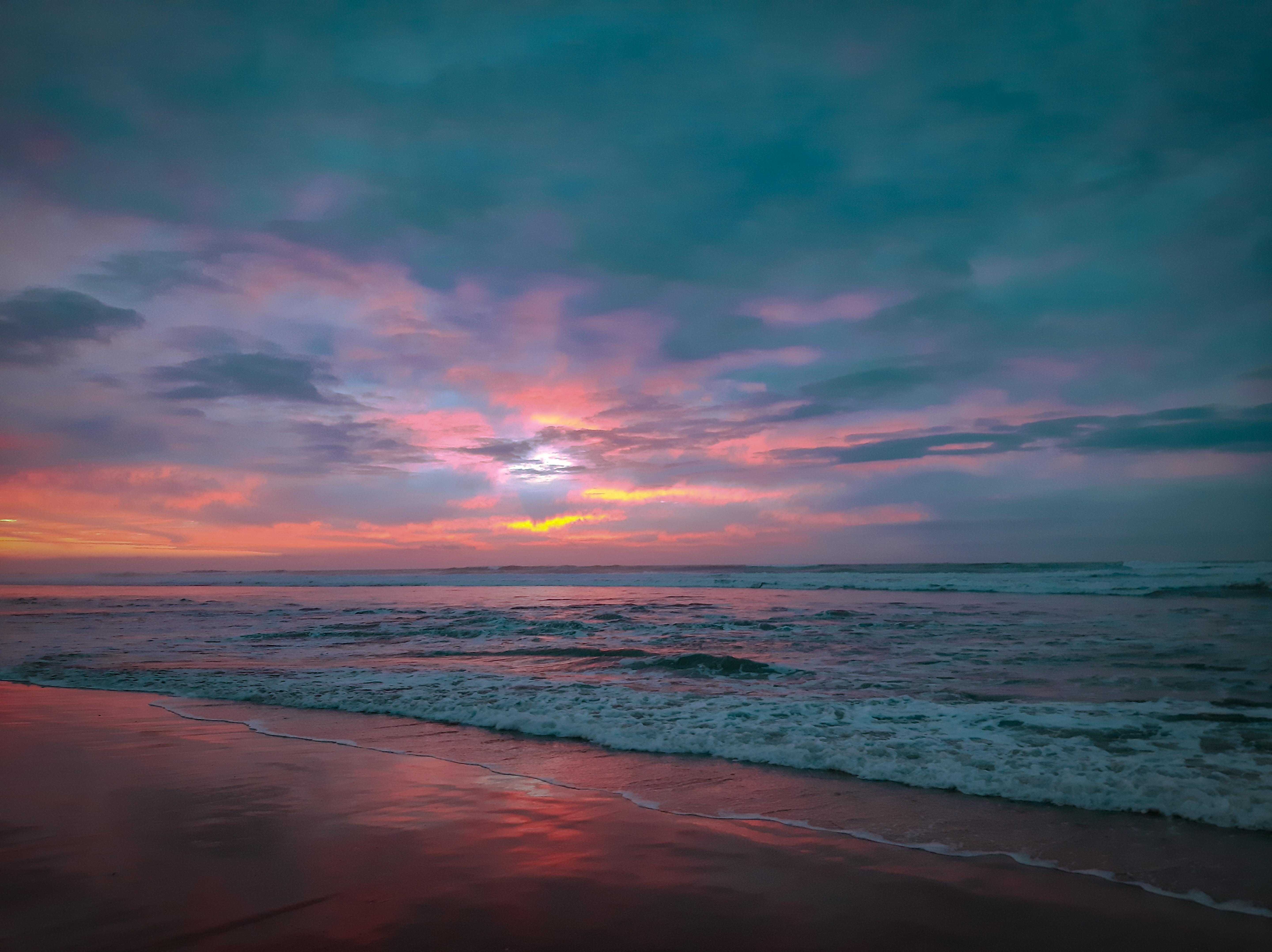 5760x4312 Morrocan beach sunset wallpaper (Kenitra)