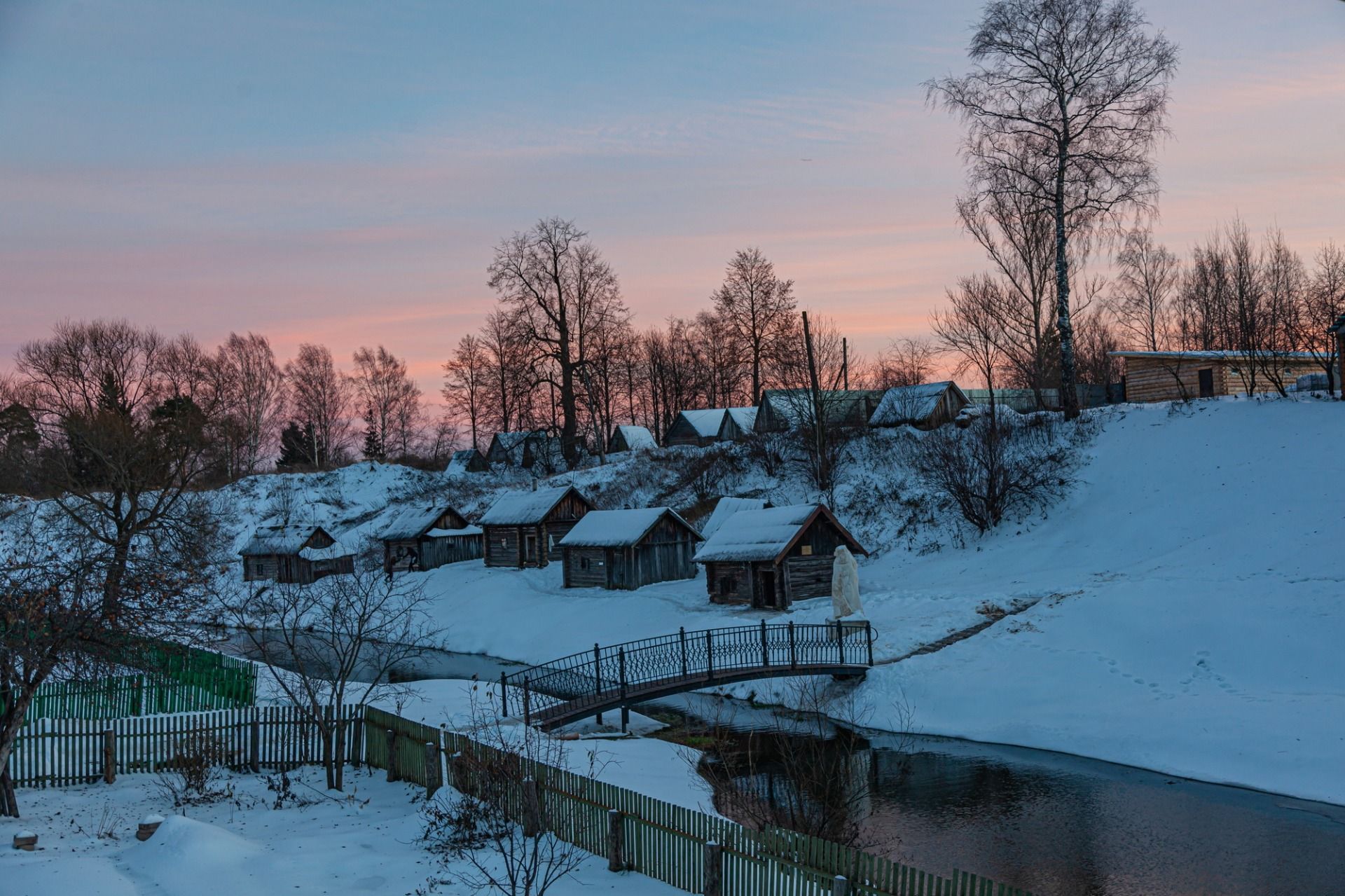 1920x1279 Old Russian village