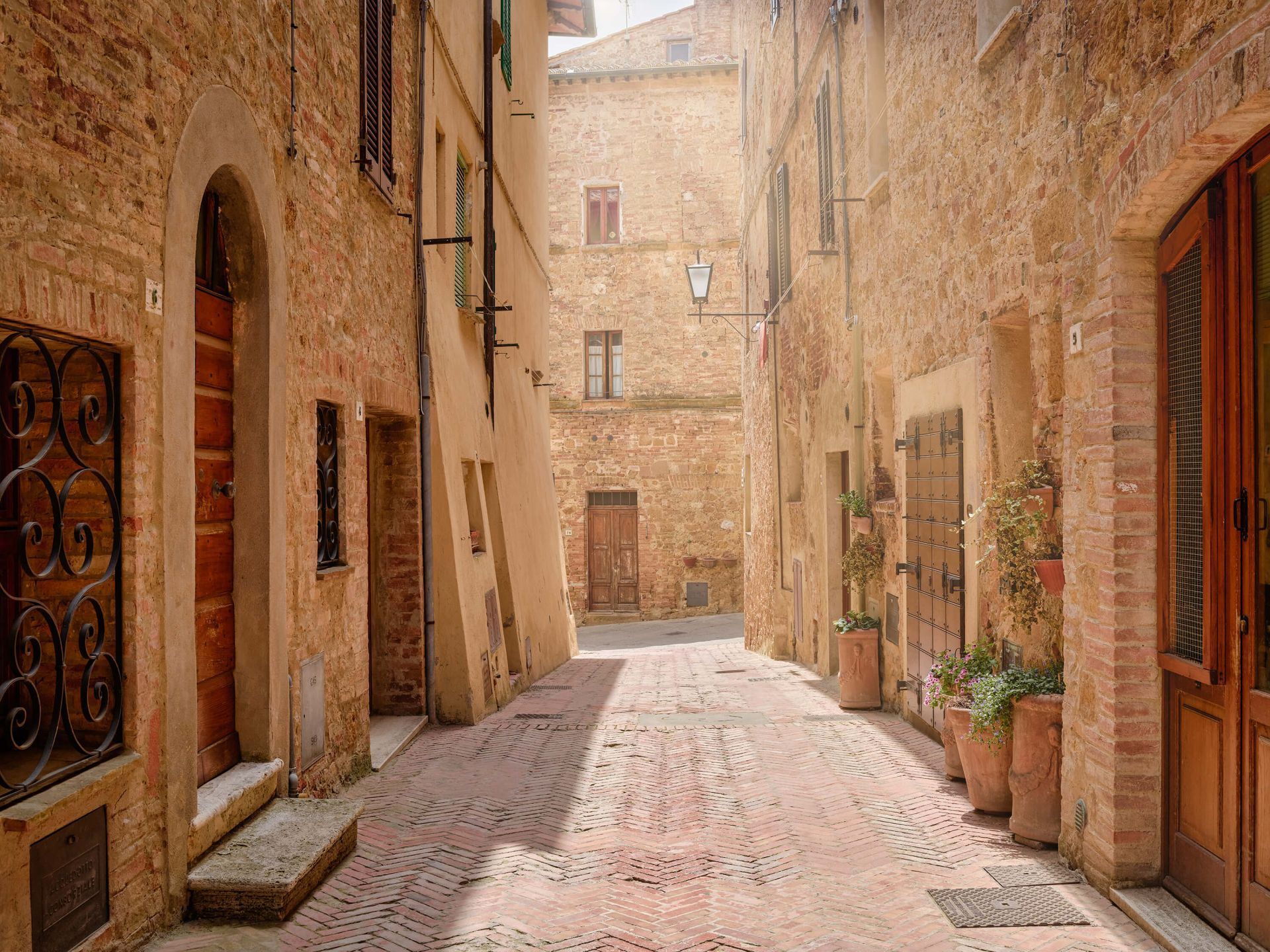 1920x1440 Street in Tuscany