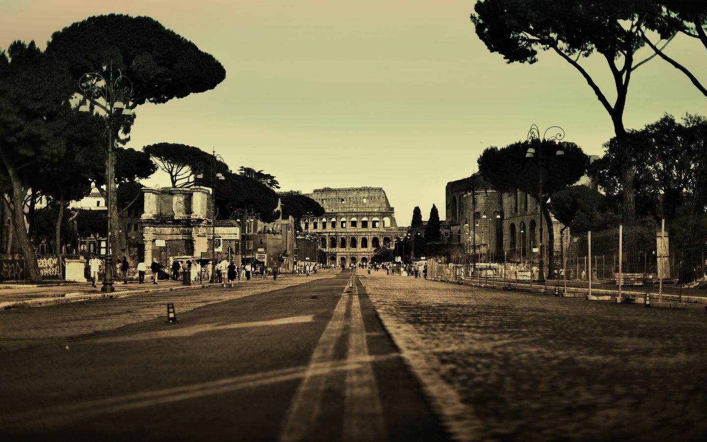 1440x900 Colosseum Street, Rome, Italy 4K UHD Wallpaper for UltraHD Desktop and TV : Dual Monitor : Smartphone and Tablet Devices