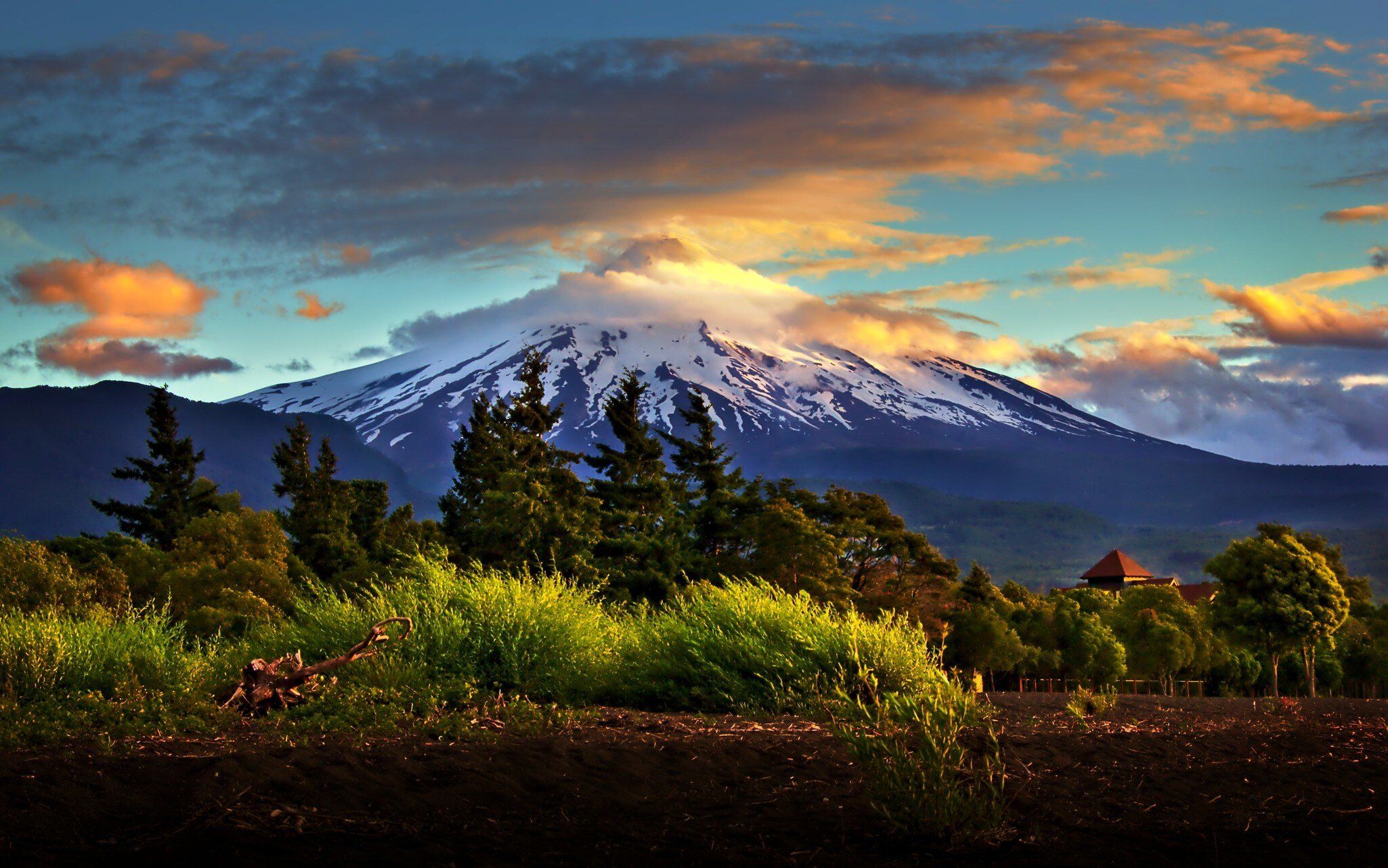 2050x1282 Pucón travel Planet. Pucón, Chile, South America