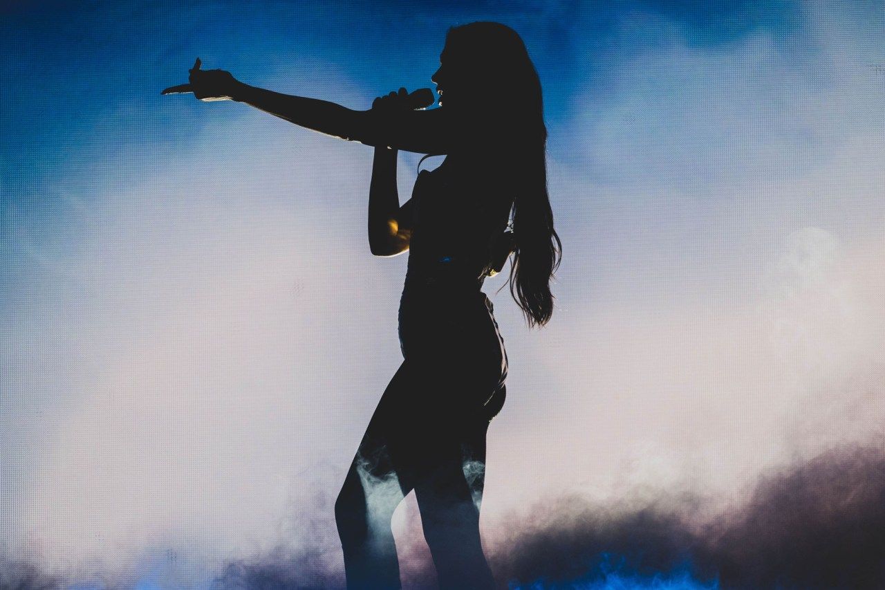 1280x853 The 10 Best Covers From Dua Lipa's 'Radical Optimism' Tour