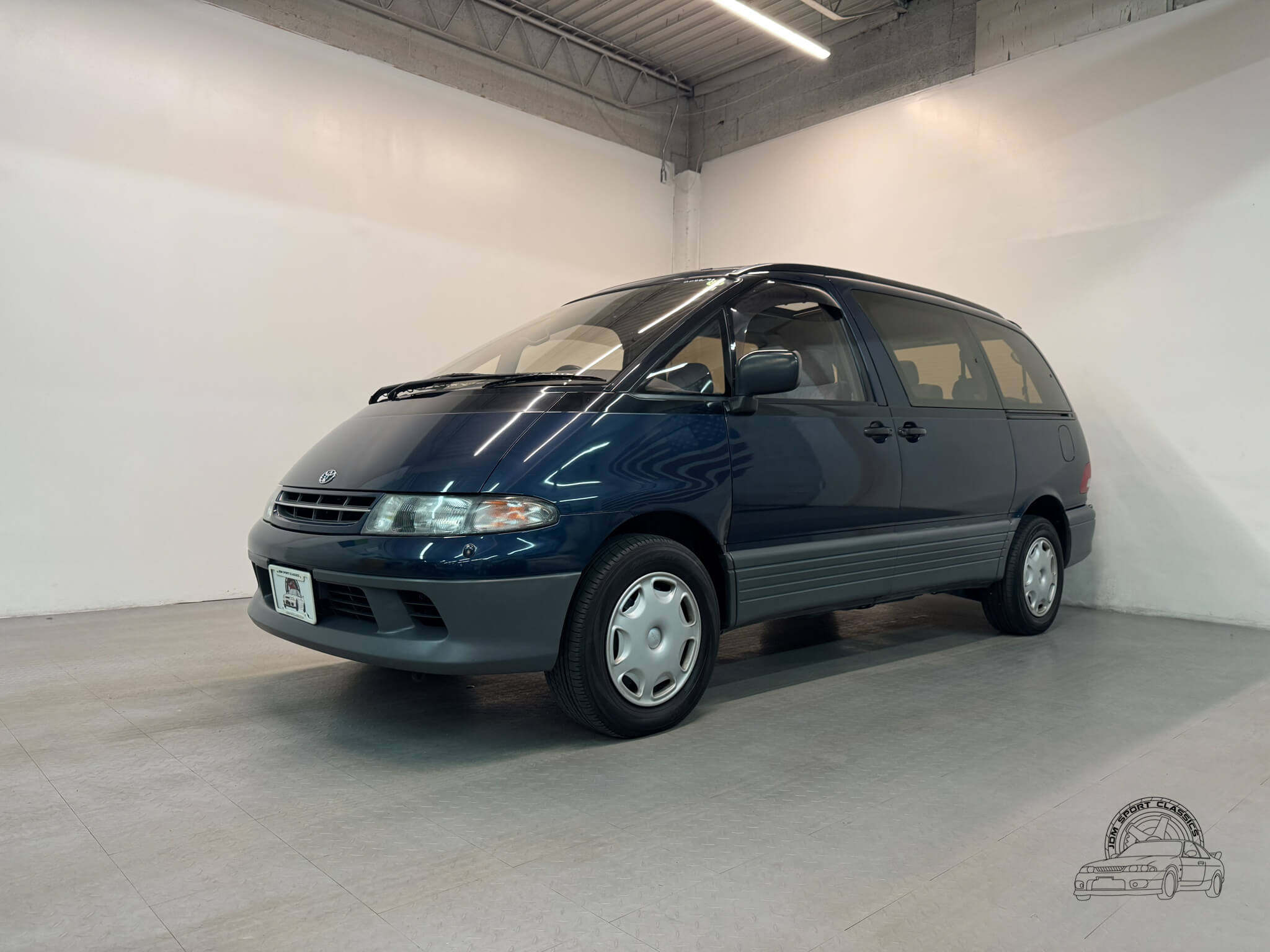 2048x1536 Toyota Estima Lucida 4WD Sport Classics